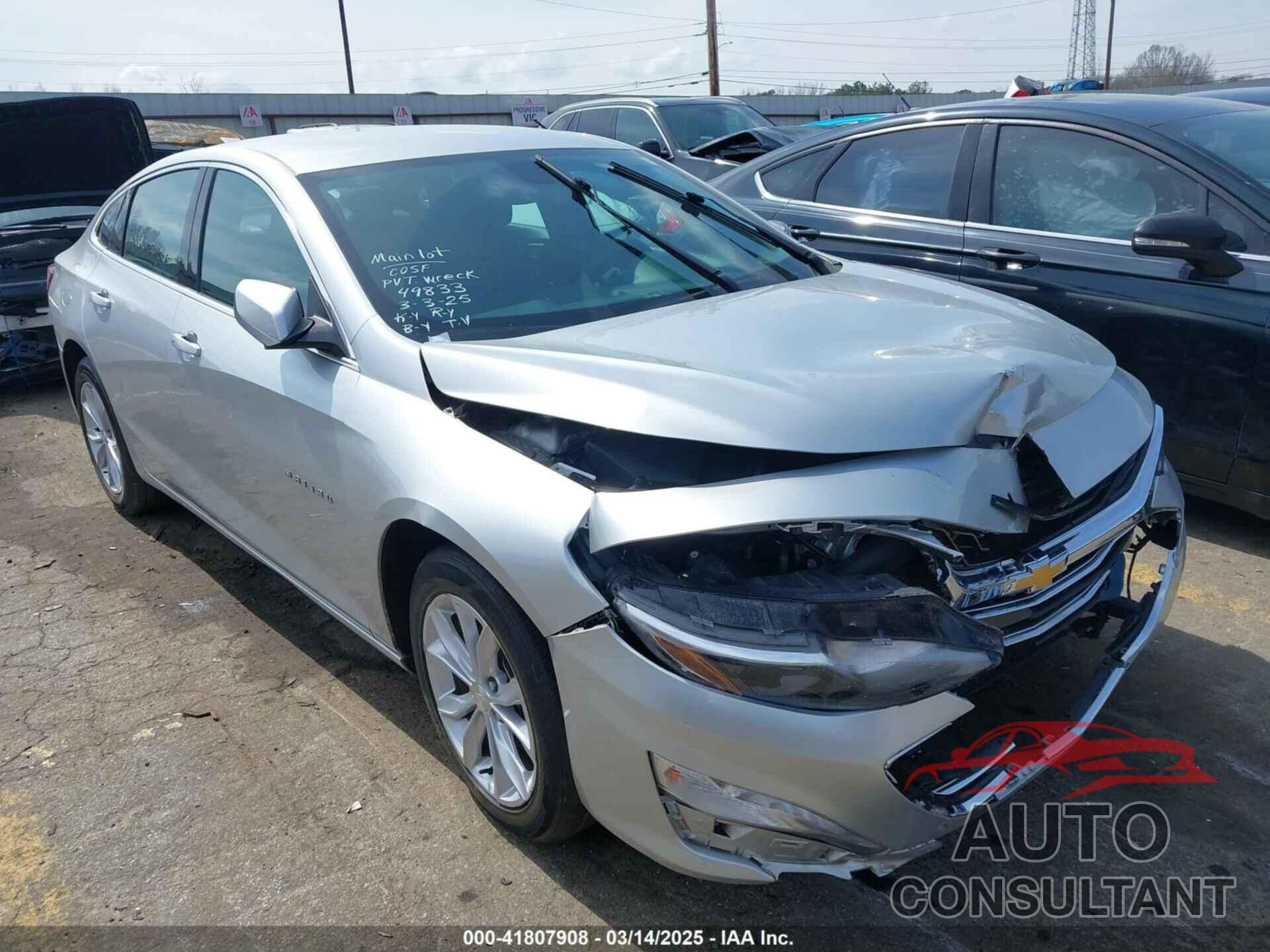 CHEVROLET MALIBU 2022 - 1G1ZD5STXNF122152