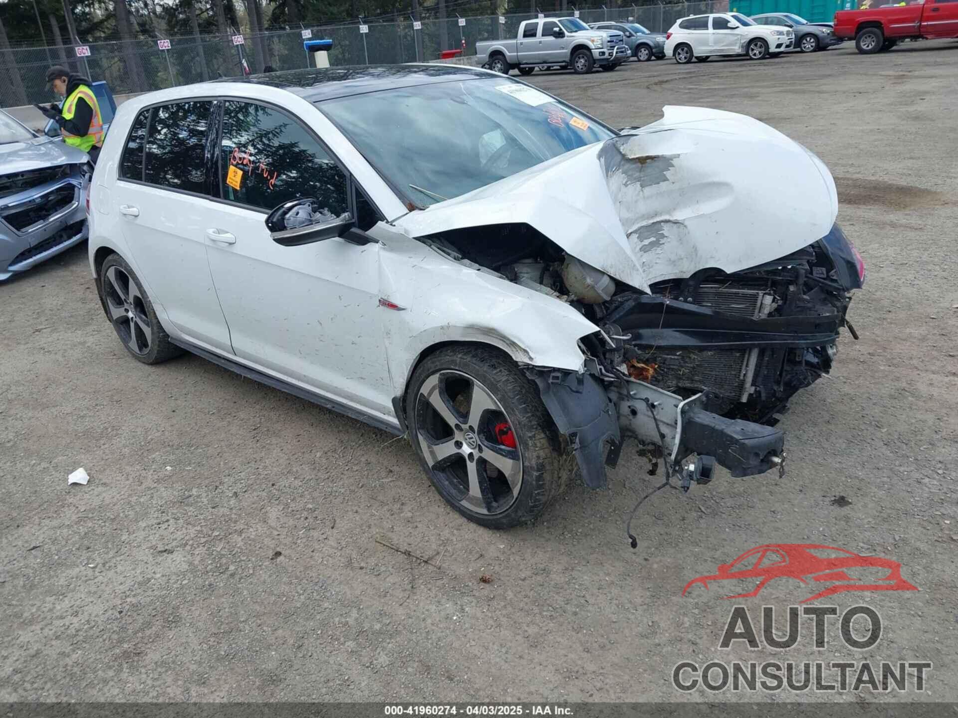 VOLKSWAGEN GOLF GTI 2015 - 3VW4T7AU1FM081452