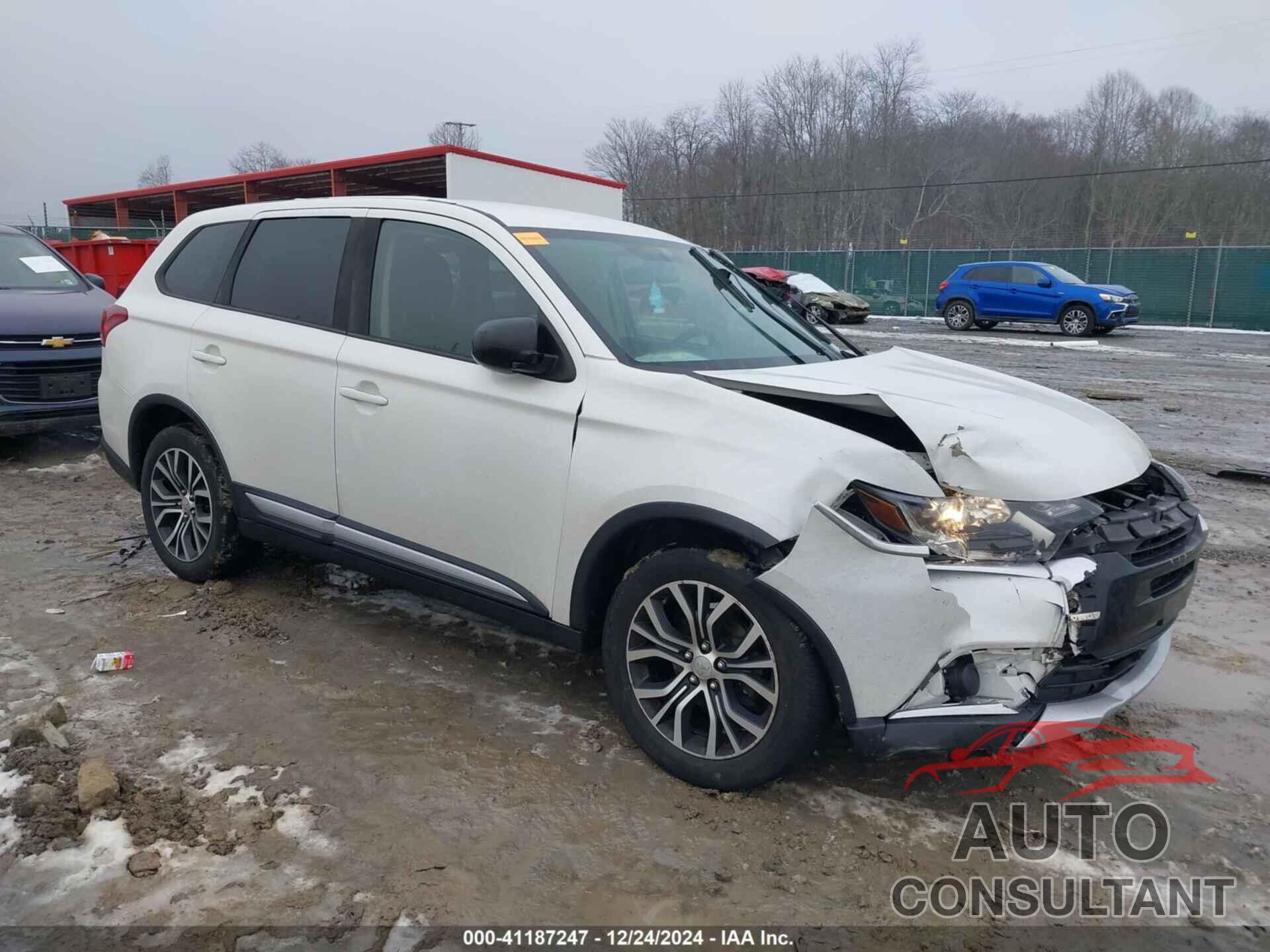 MITSUBISHI OUTLANDER 2018 - JA4AZ3A36JZ053961
