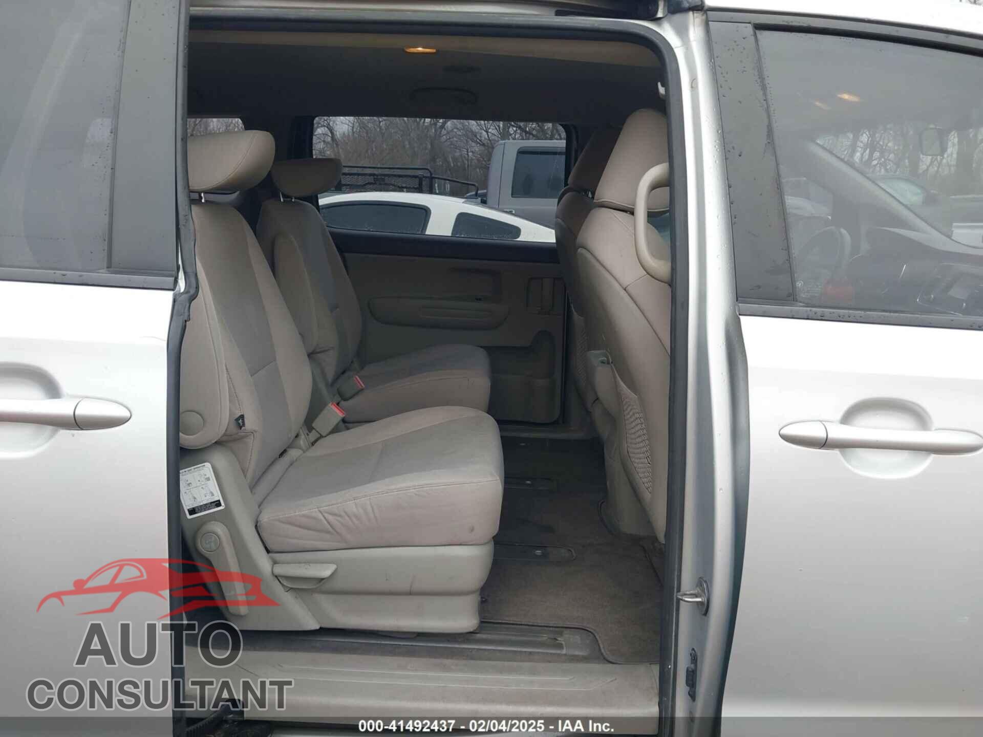 KIA SEDONA 2017 - KNDMA5C17H6271663