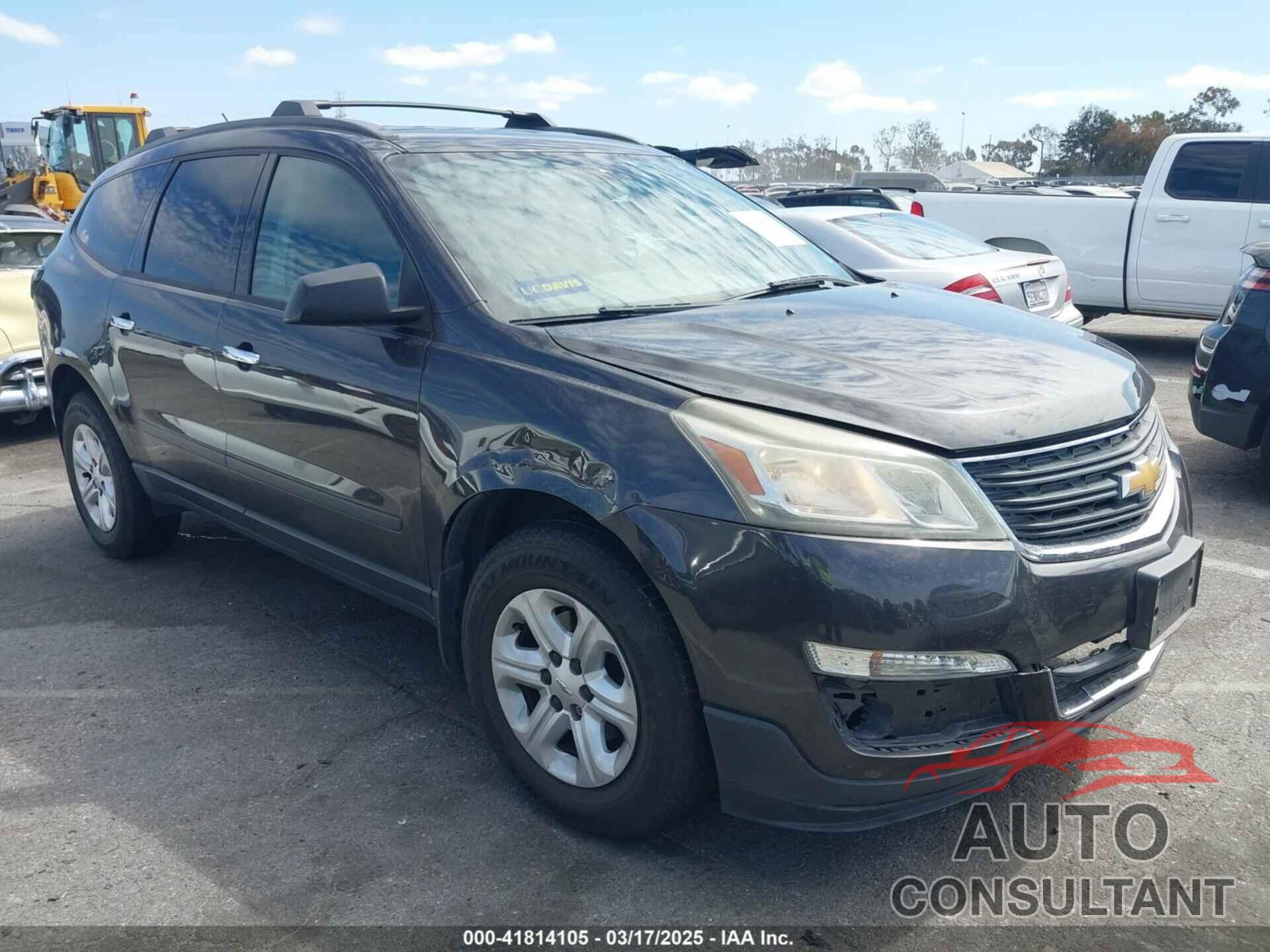CHEVROLET TRAVERSE 2015 - 1GNKRFED2FJ204113