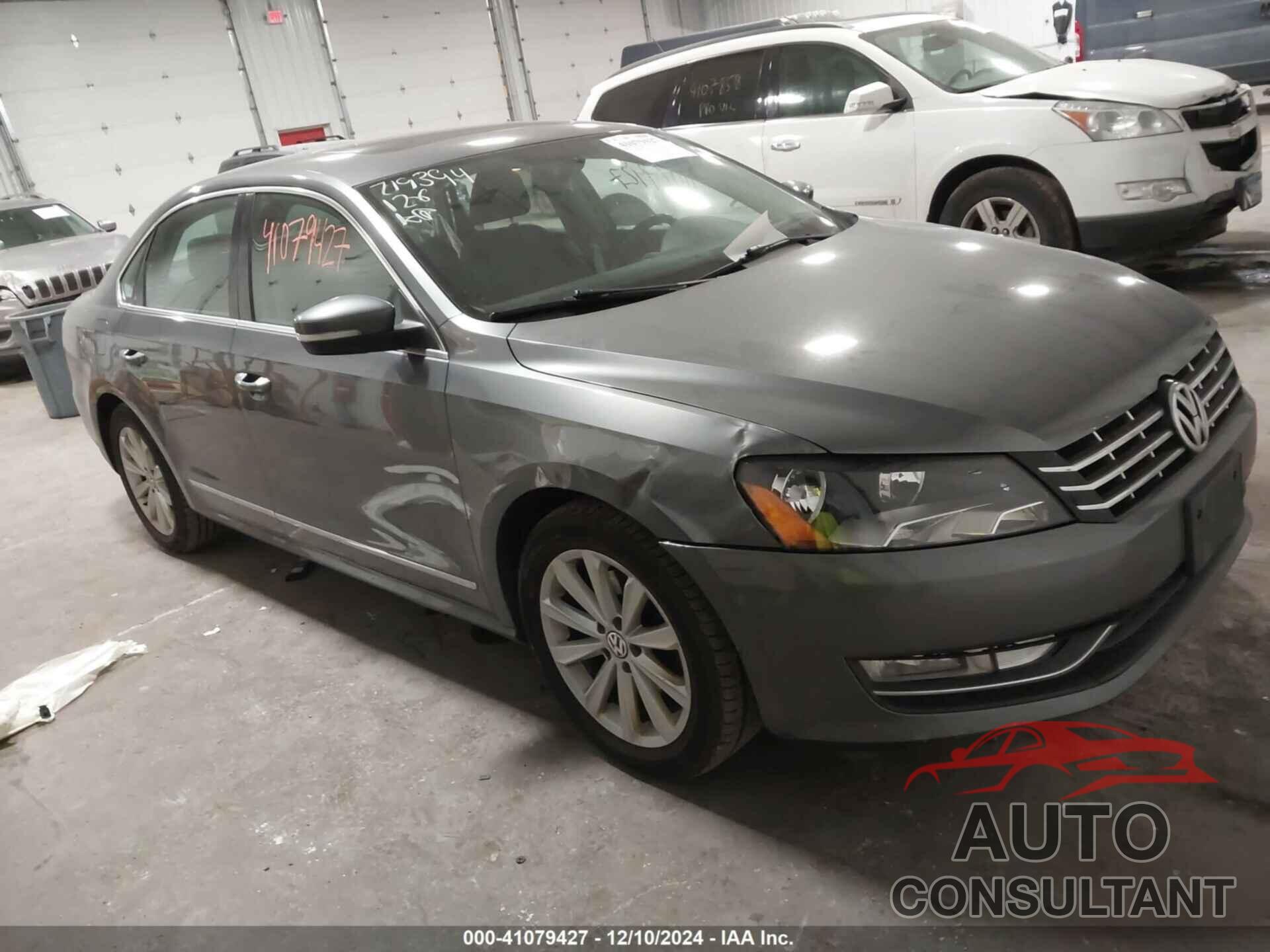 VOLKSWAGEN PASSAT 2012 - 1VWCH7A34CC108094