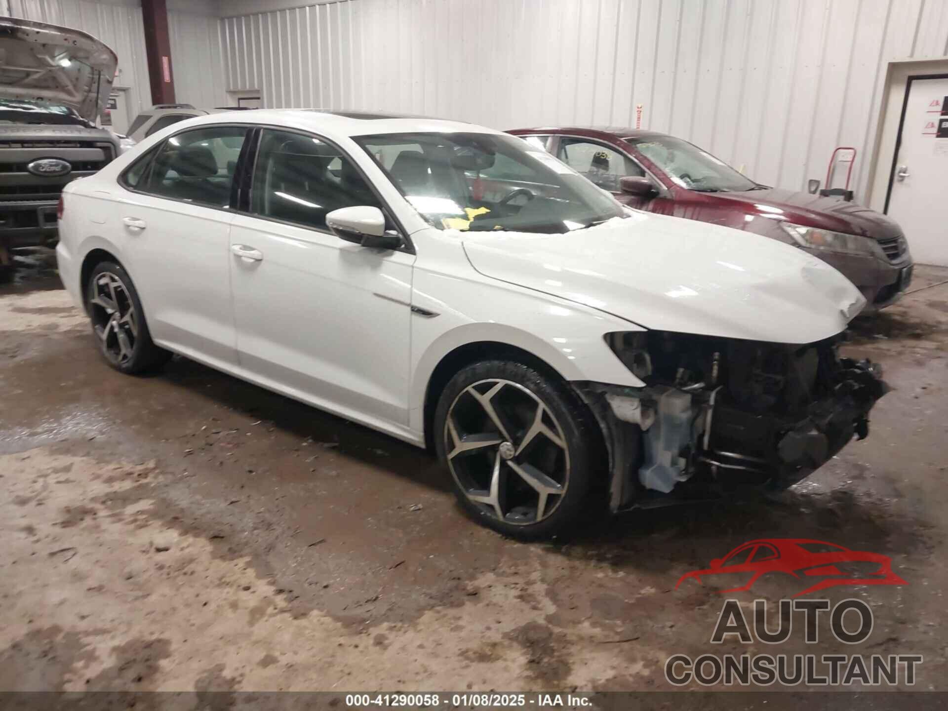 VOLKSWAGEN PASSAT 2020 - 1VWMA7A37LC021086
