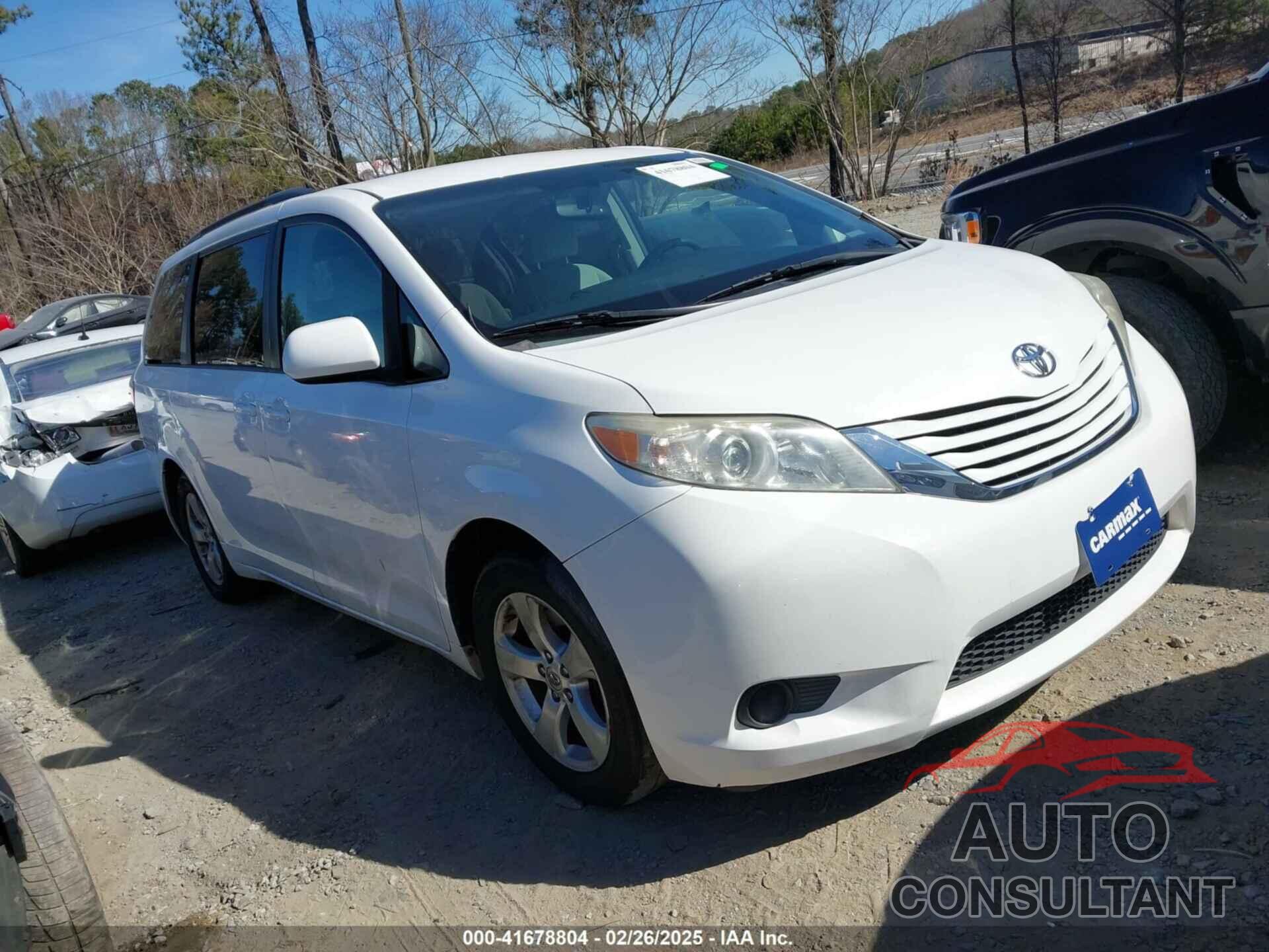 TOYOTA SIENNA 2015 - 5TDKK3DC5FS573166