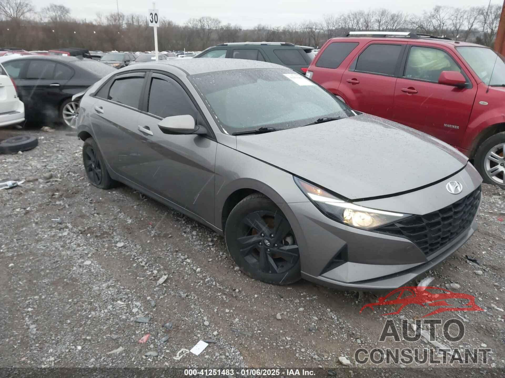 HYUNDAI ELANTRA 2022 - KMHLM4AG3NU326357