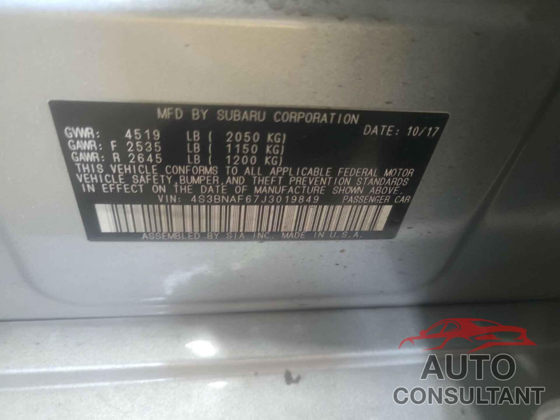 SUBARU LEGACY 2018 - 4S3BNAF67J3019849