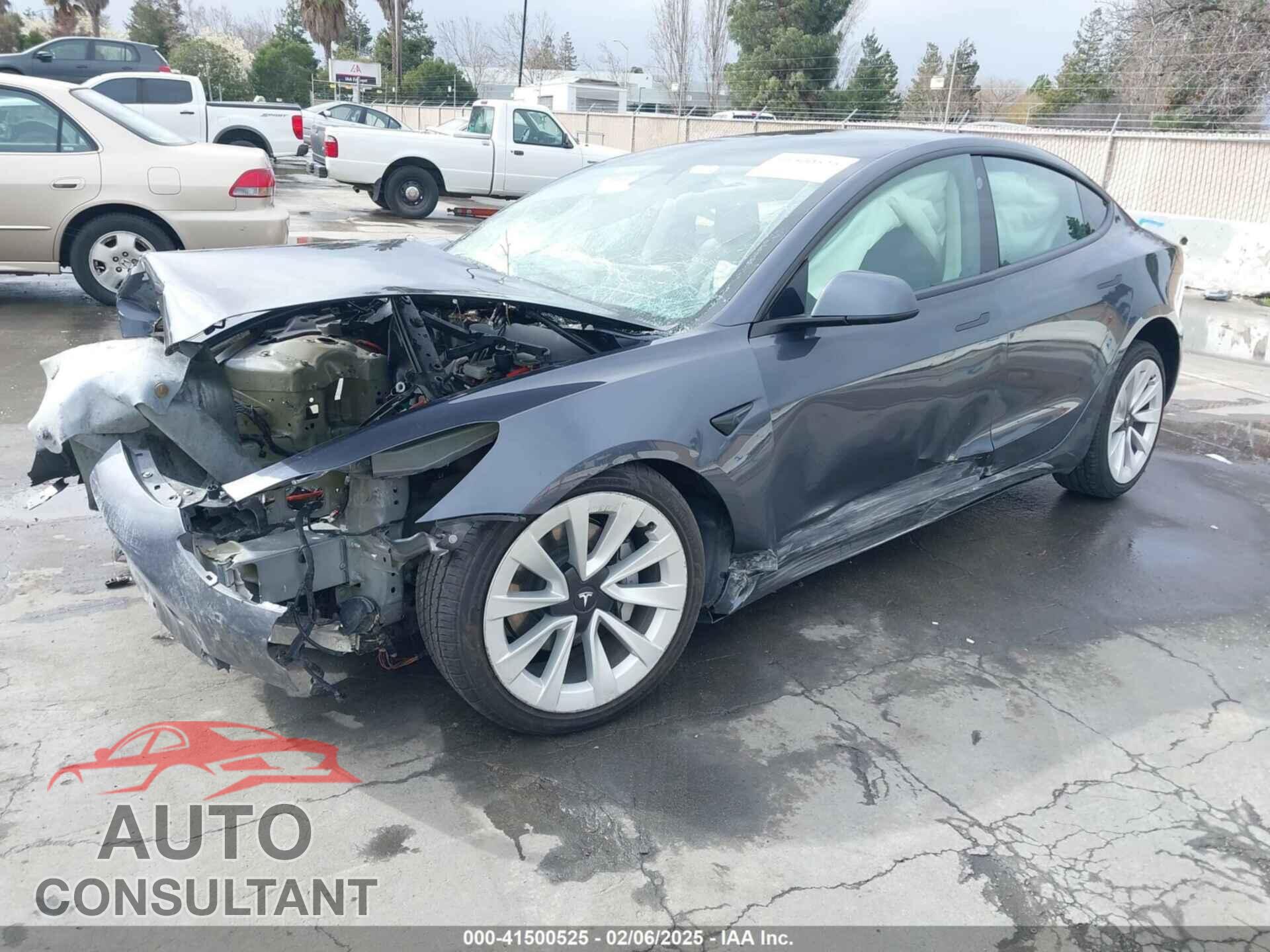 TESLA MODEL 3 2022 - 5YJ3E1EAXNF142967