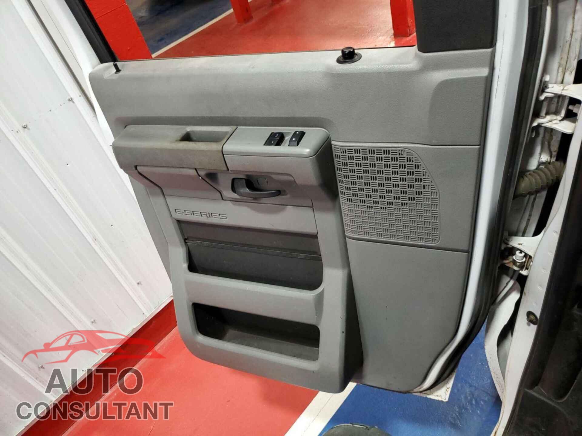 FORD ECONOLINE 2013 - 1FTNE2ELXDDB26371