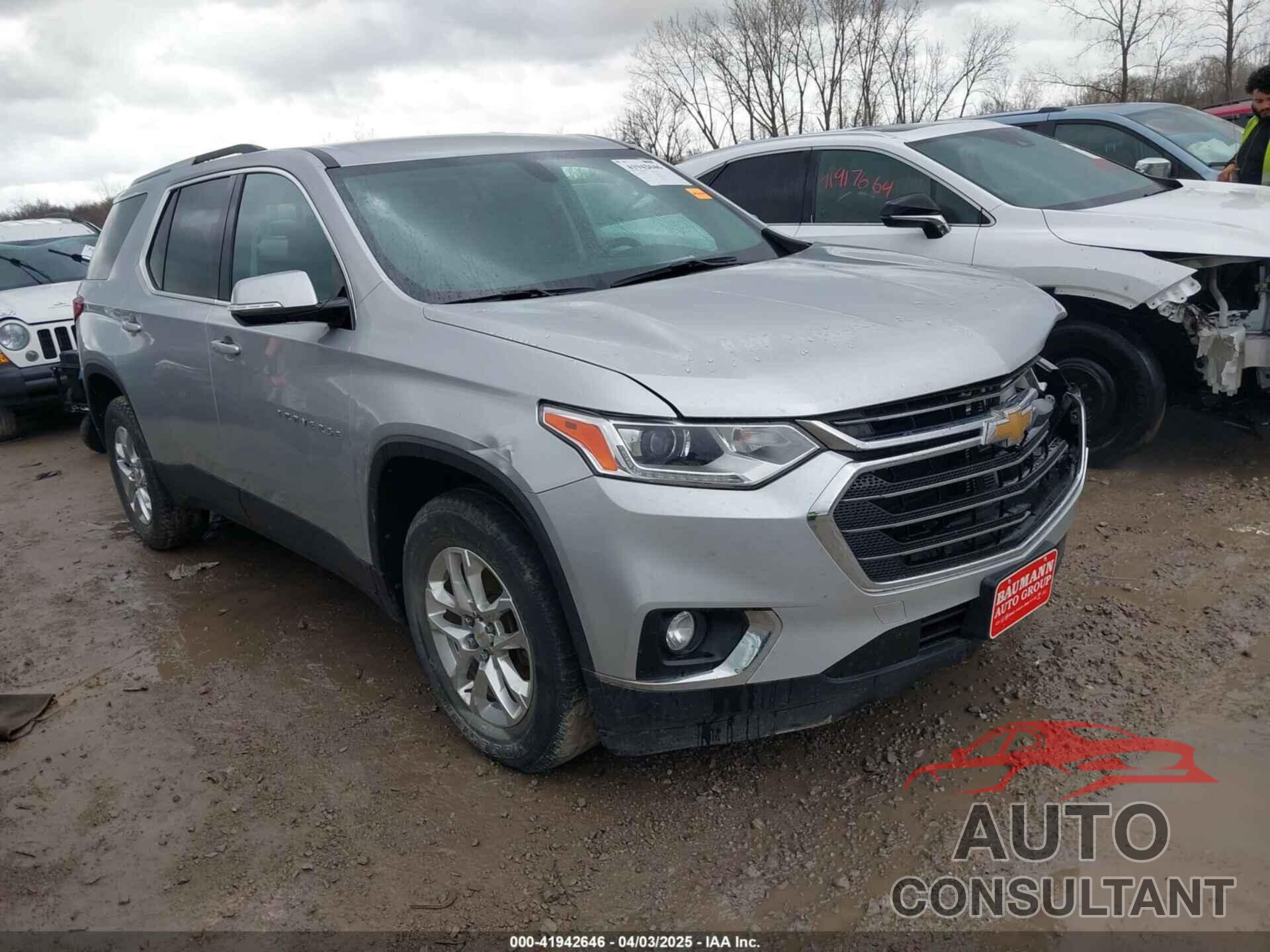 CHEVROLET TRAVERSE 2018 - 1GNERGKW8JJ104647