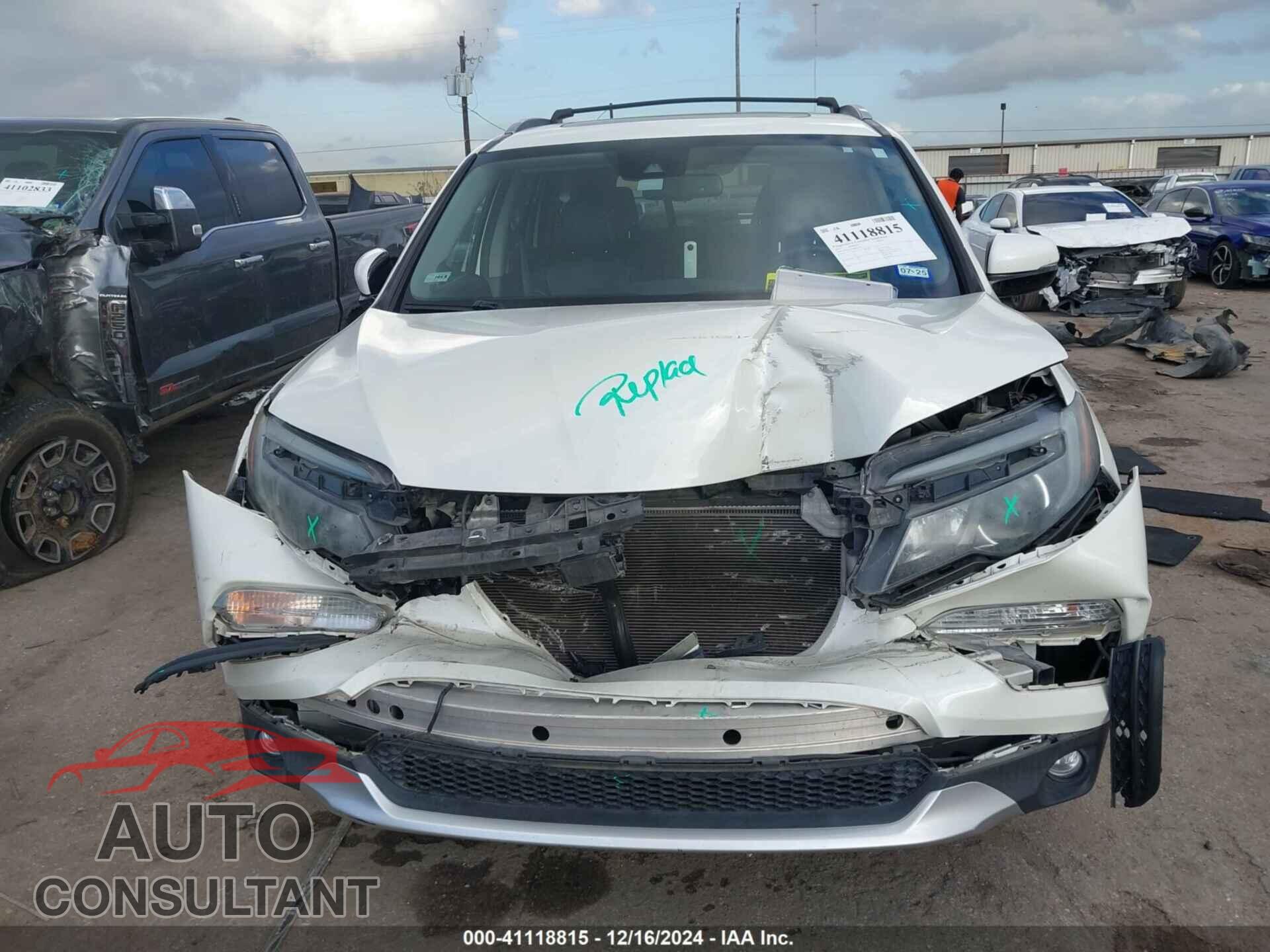 HONDA PILOT 2017 - 5FNYF5H91HB013225