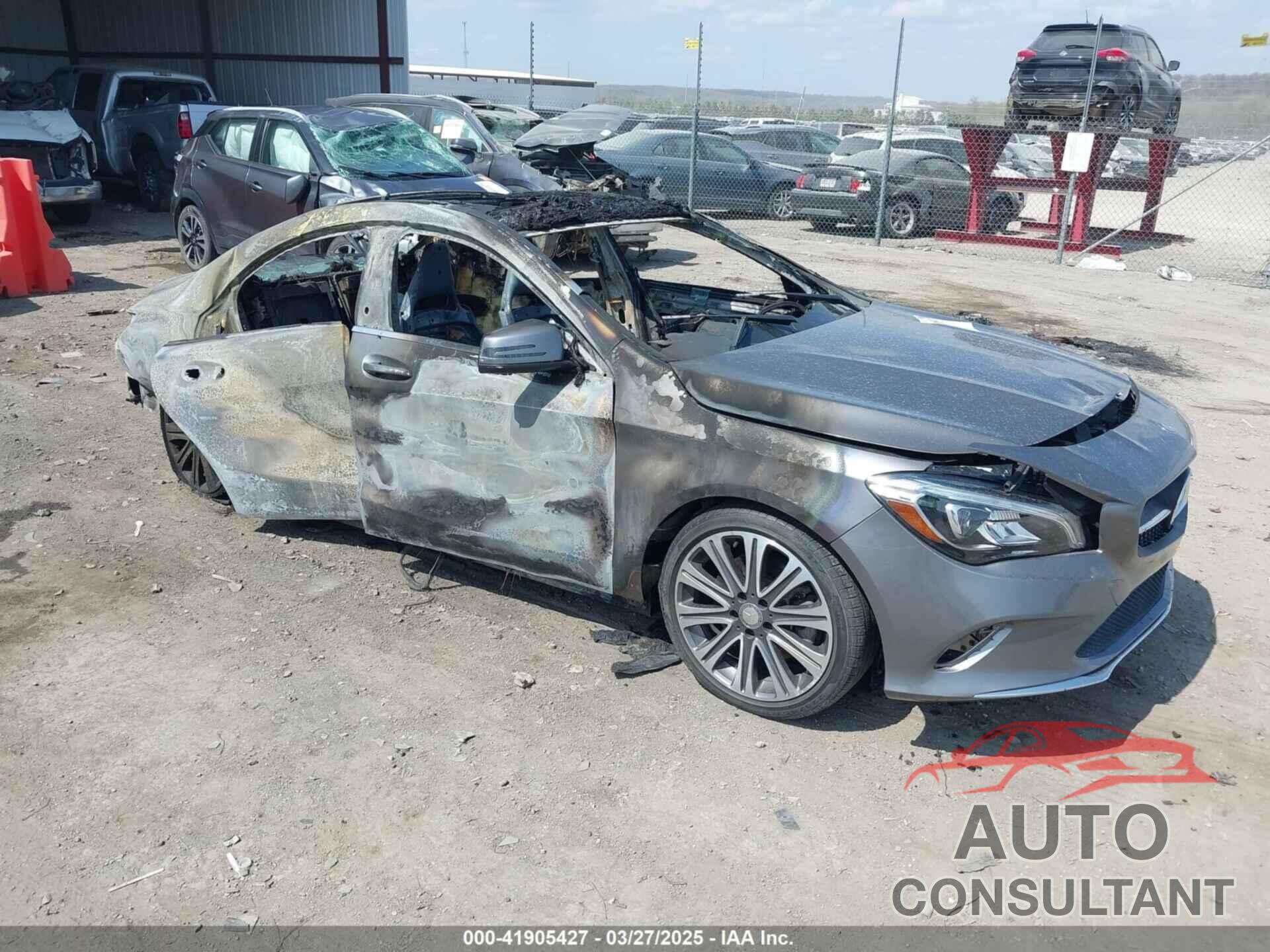 MERCEDES-BENZ CLA 250 2018 - WDDSJ4GB5JN516966