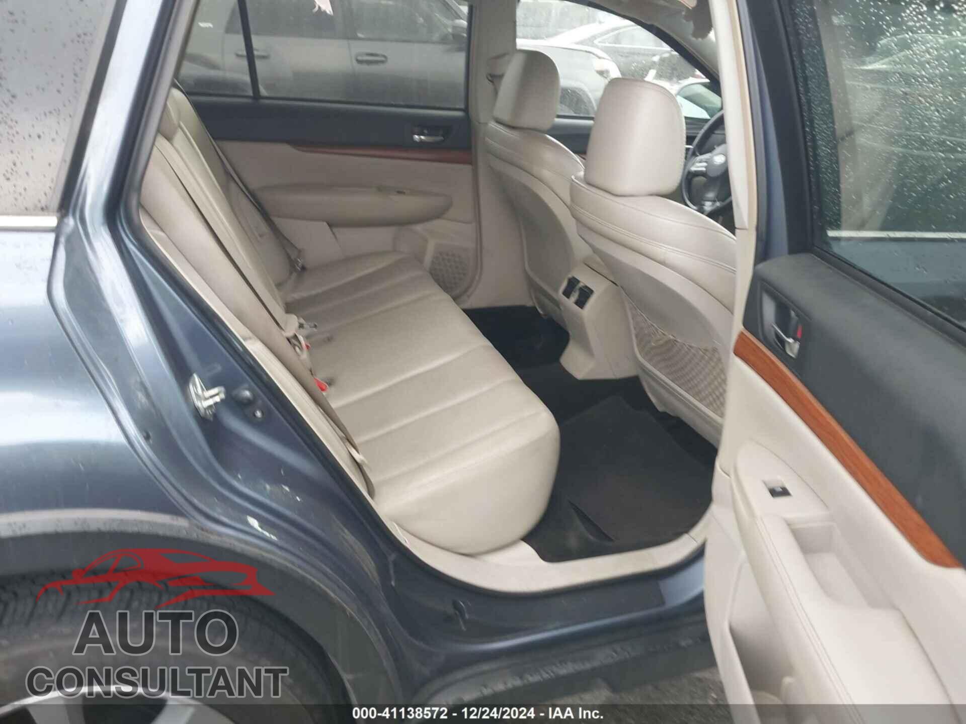 SUBARU OUTBACK 2013 - 4S4BRBPC9D3231103