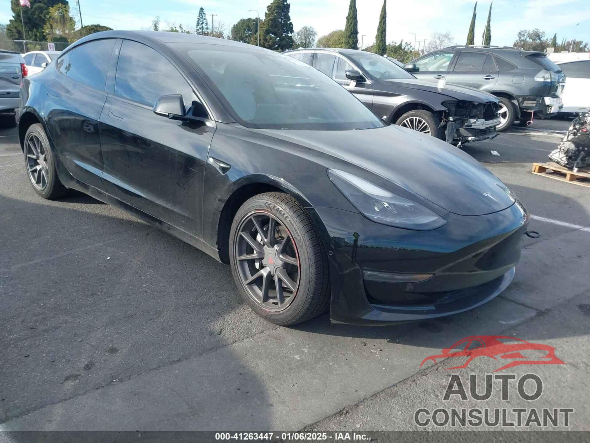 TESLA MODEL 3 2021 - 5YJ3E1EB5MF004325