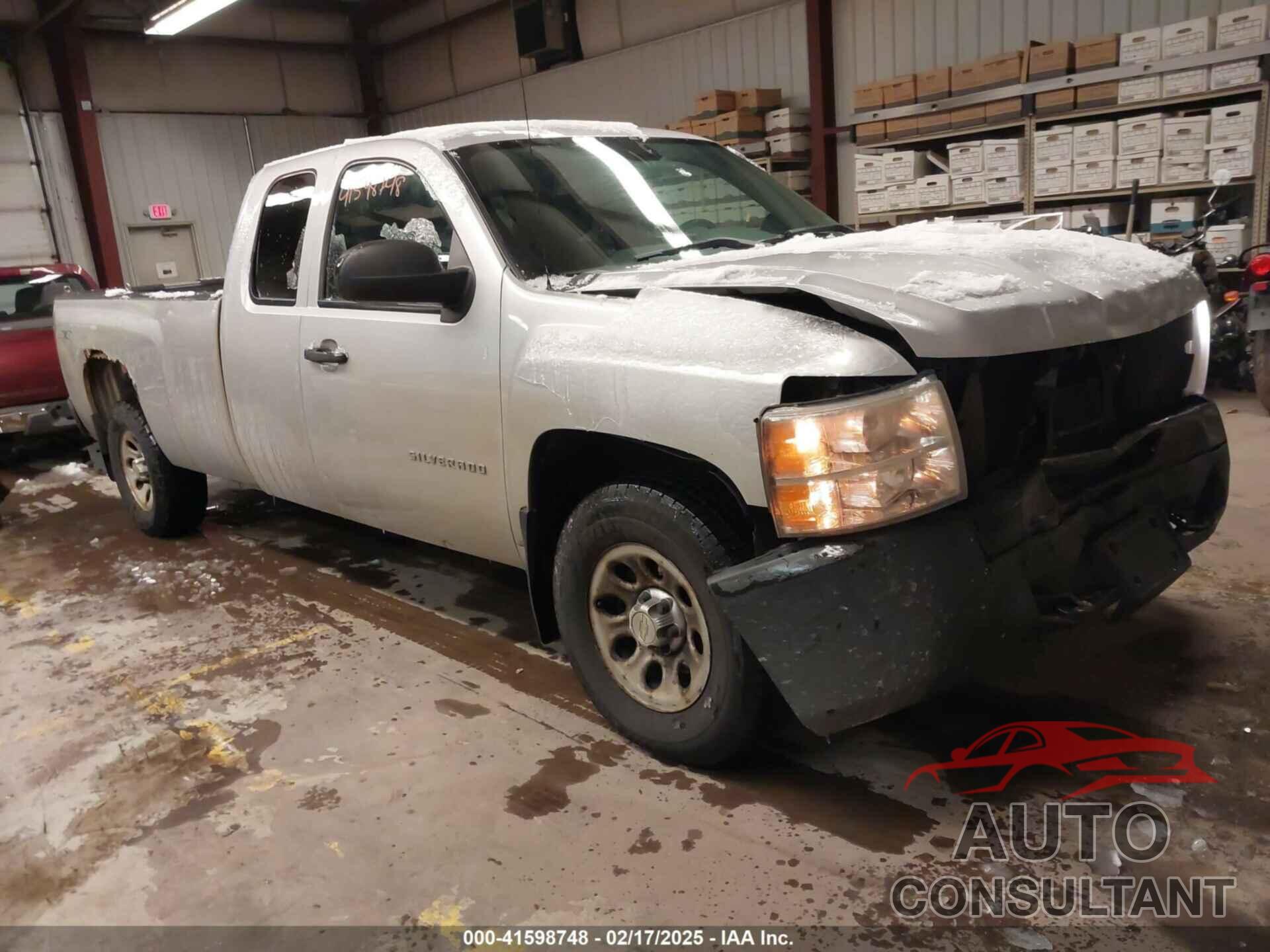 CHEVROLET SILVERADO 1500 2011 - 1GCRKPE09BZ234204
