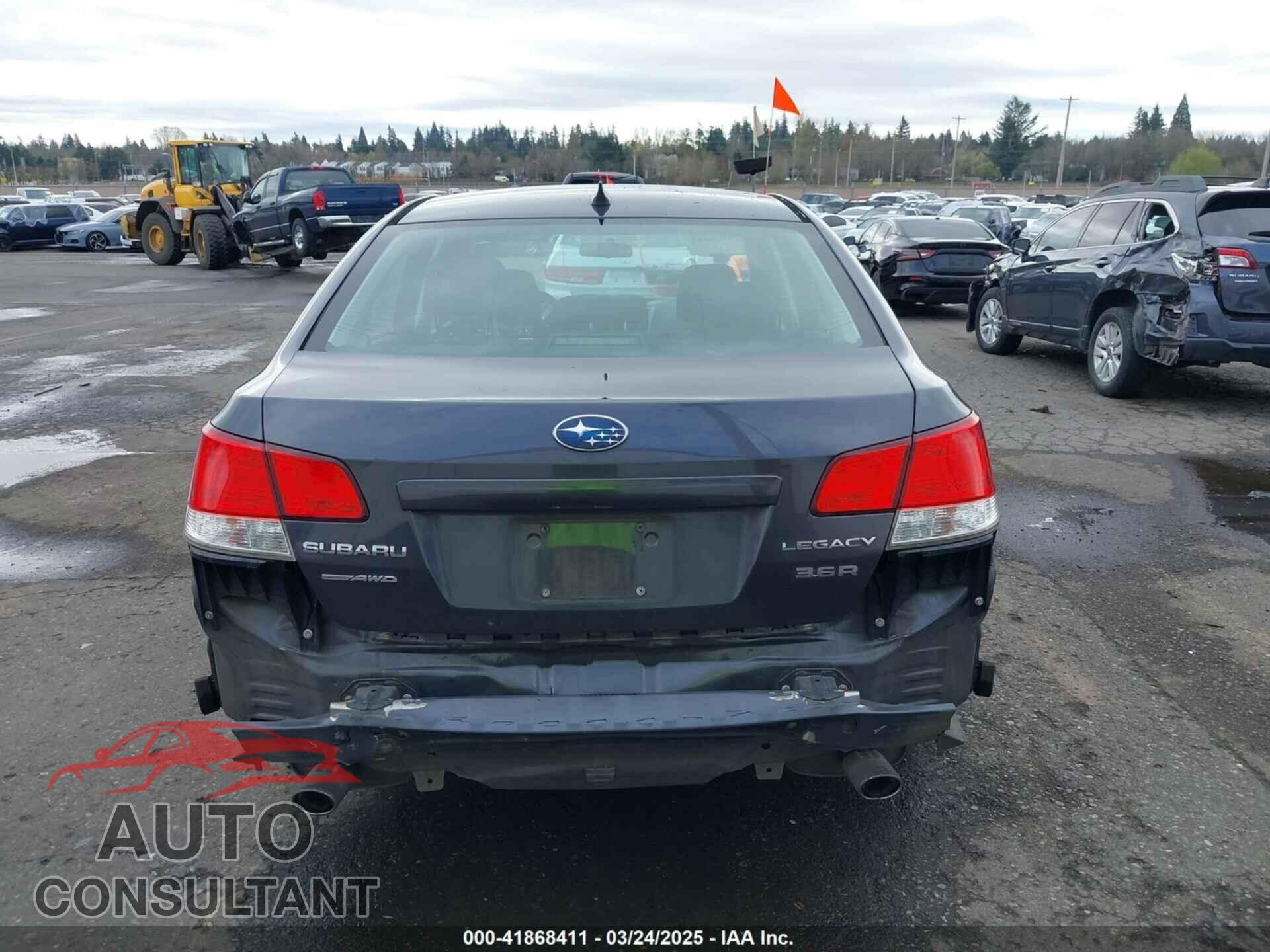SUBARU LEGACY 2011 - 4S3BMDH62B2243202