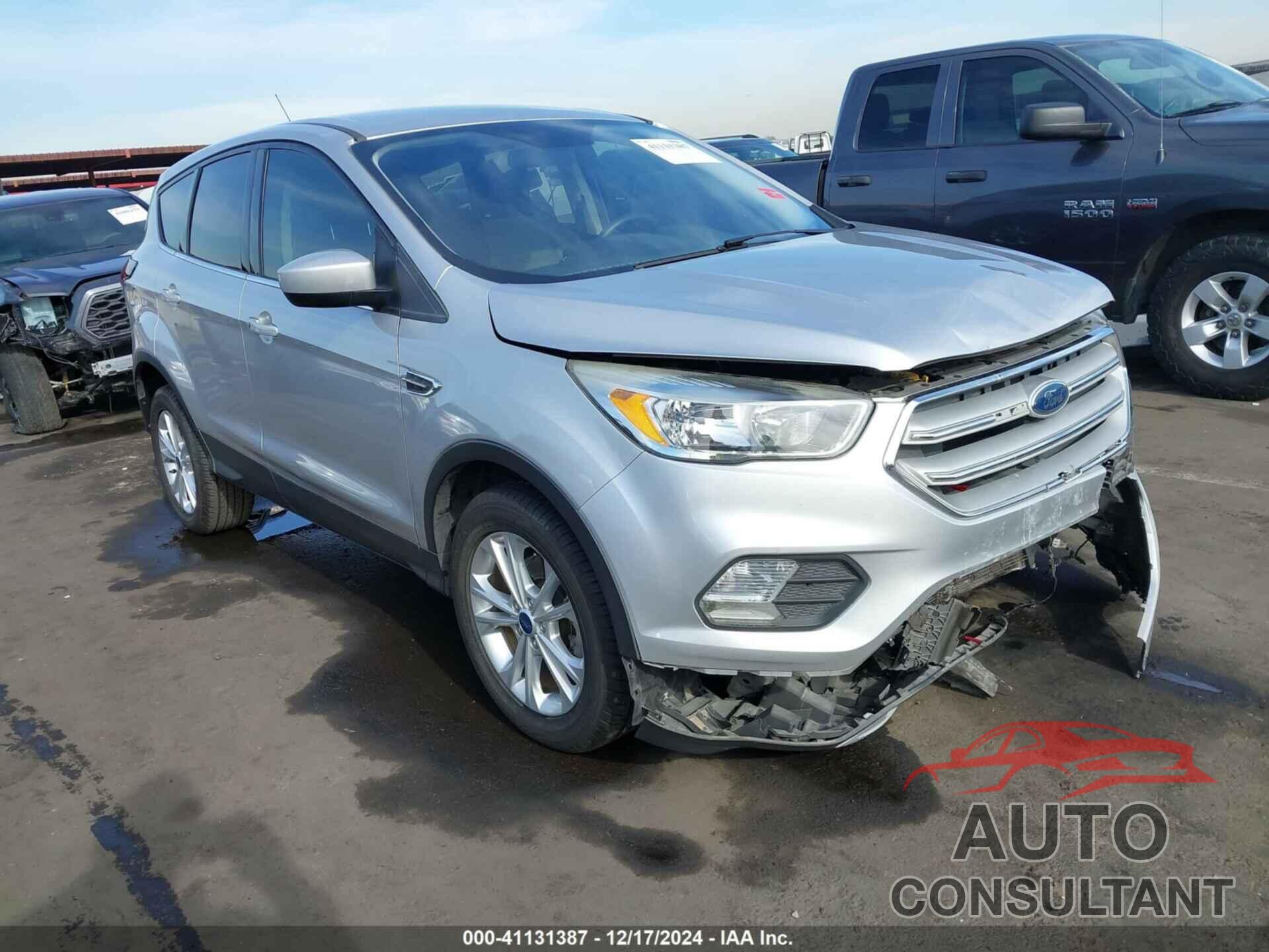 FORD ESCAPE 2019 - 1FMCU0GD5KUB28364