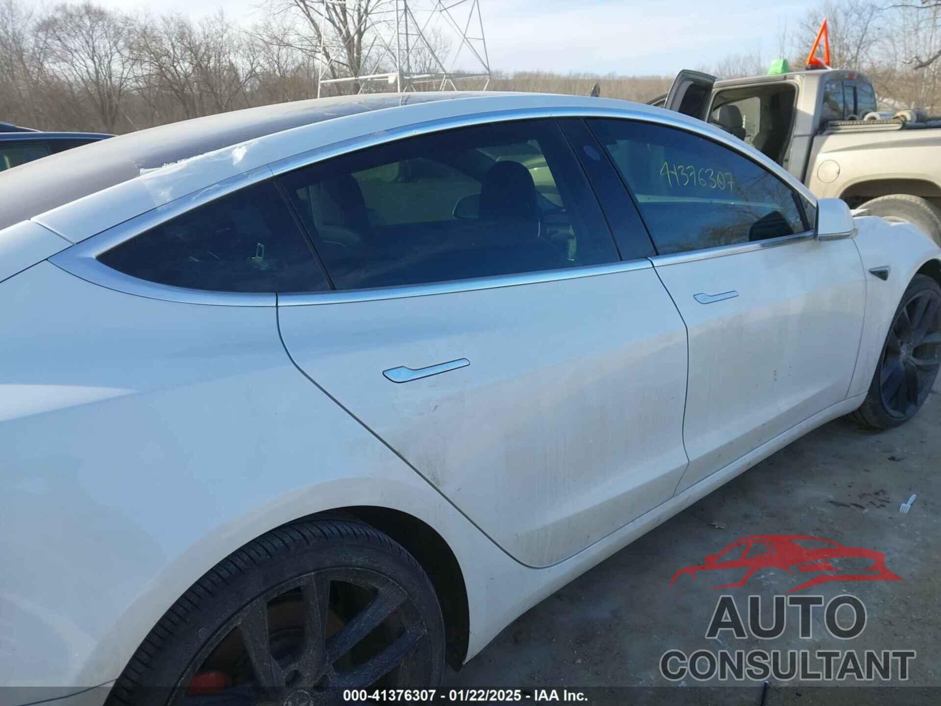 TESLA MODEL 3 2018 - 5YJ3E1EBXJF072728