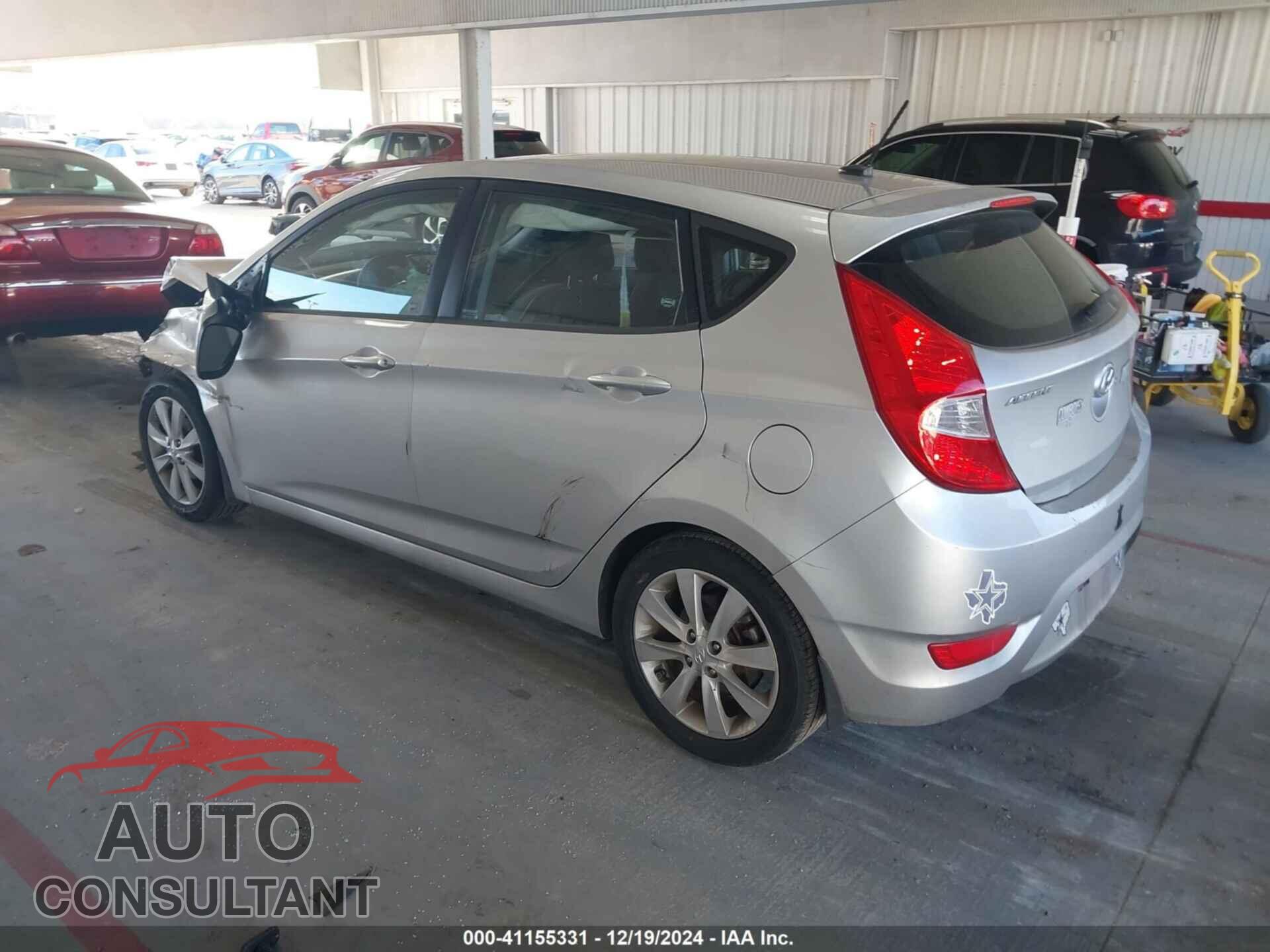 HYUNDAI ACCENT 2013 - KMHCU5AE8DU083714