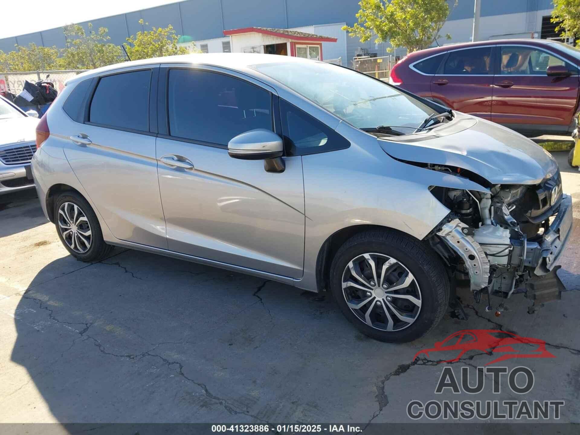 HONDA FIT 2017 - JHMGK5H53HS018657