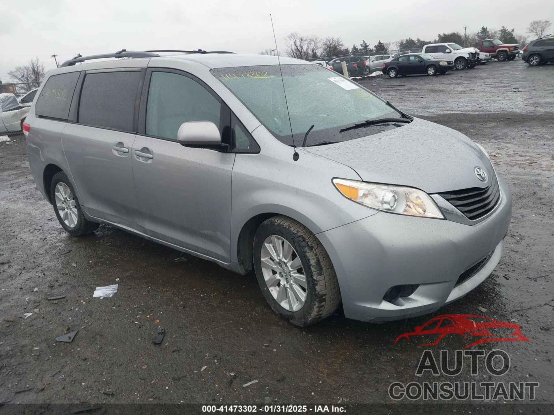 TOYOTA SIENNA 2014 - 5TDJK3DC2ES087098