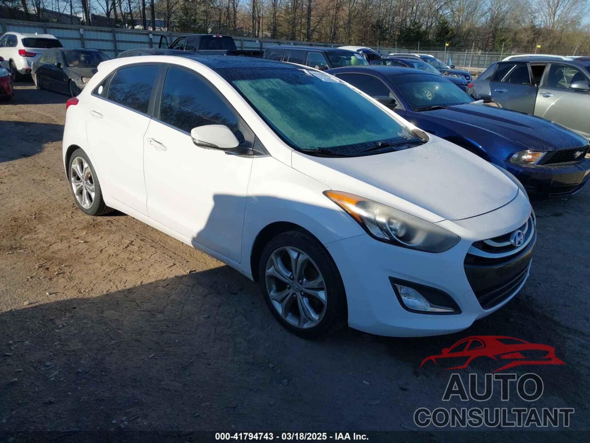 HYUNDAI ELANTRA GT 2013 - KMHD35LE4DU150958