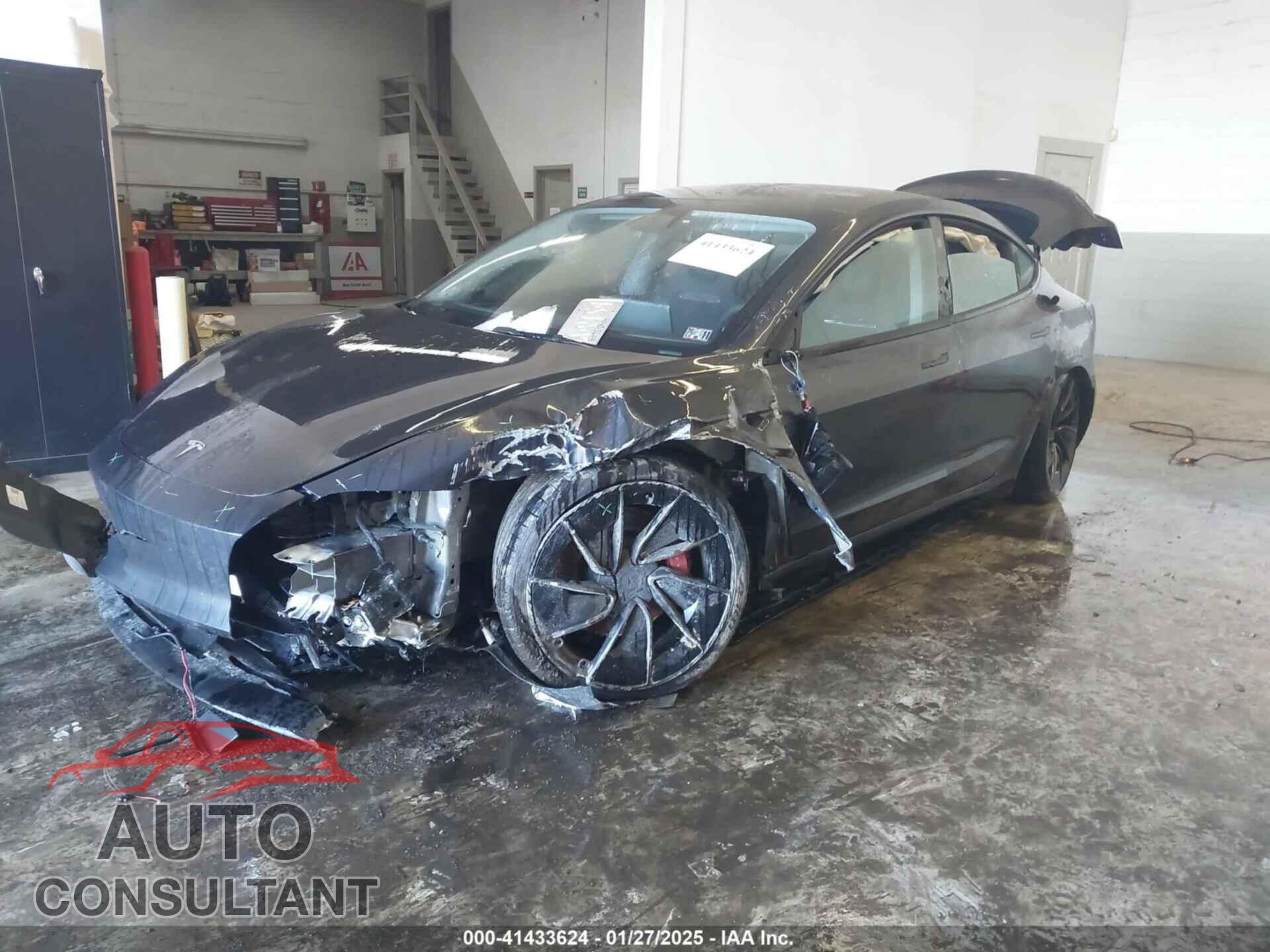 TESLA MODEL 3 2024 - 5YJ3E1ET0RF881062