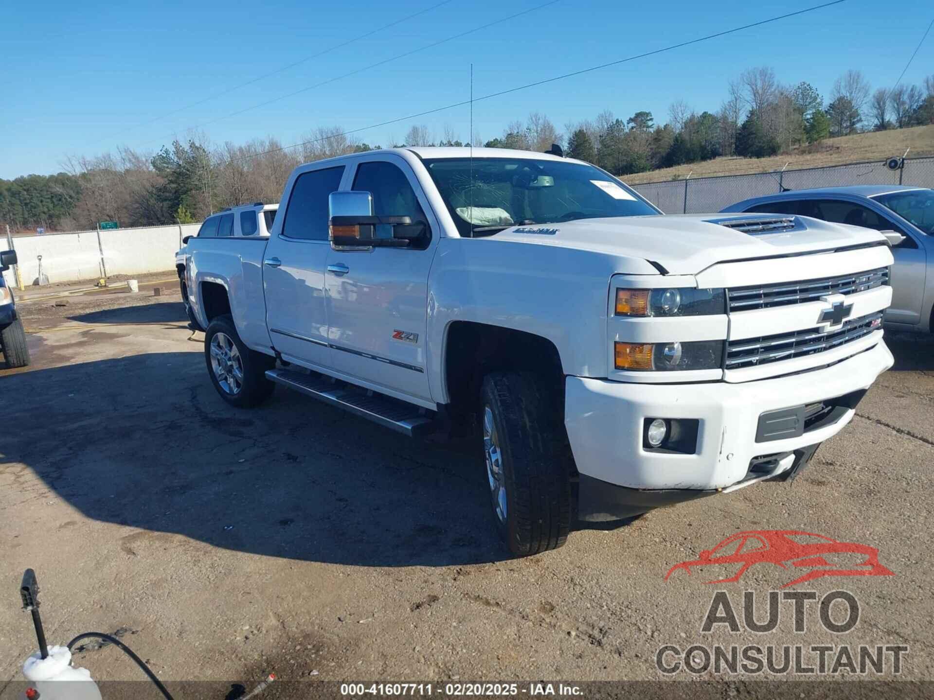 CHEVROLET SILVERADO 2500HD 2018 - 1GC1KWEY7JF109344