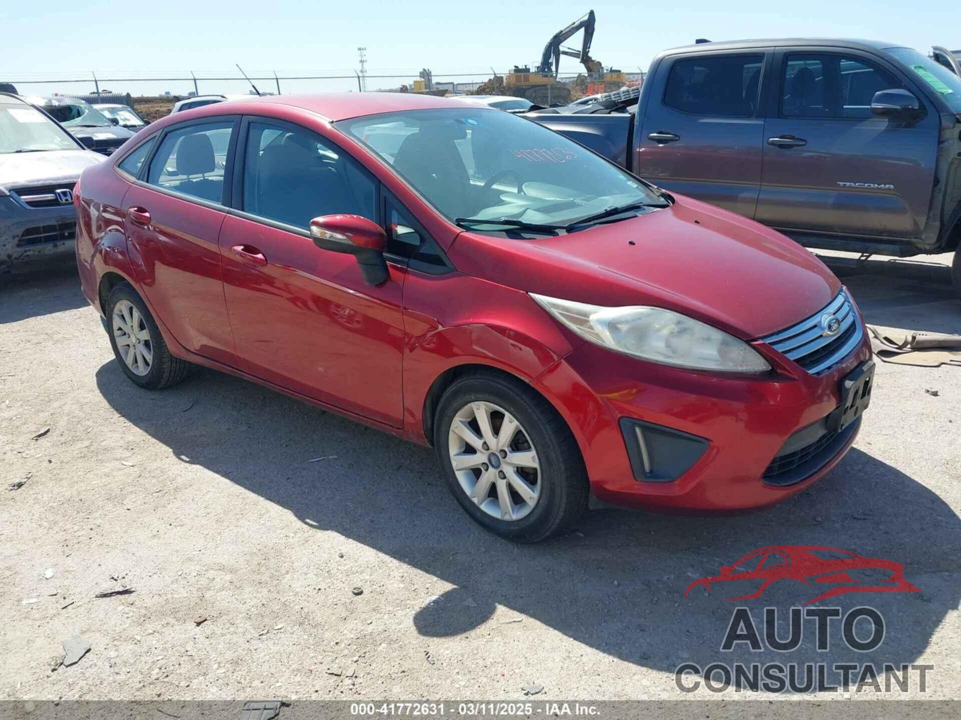 FORD FIESTA 2013 - 3FADP4BJ0DM107682