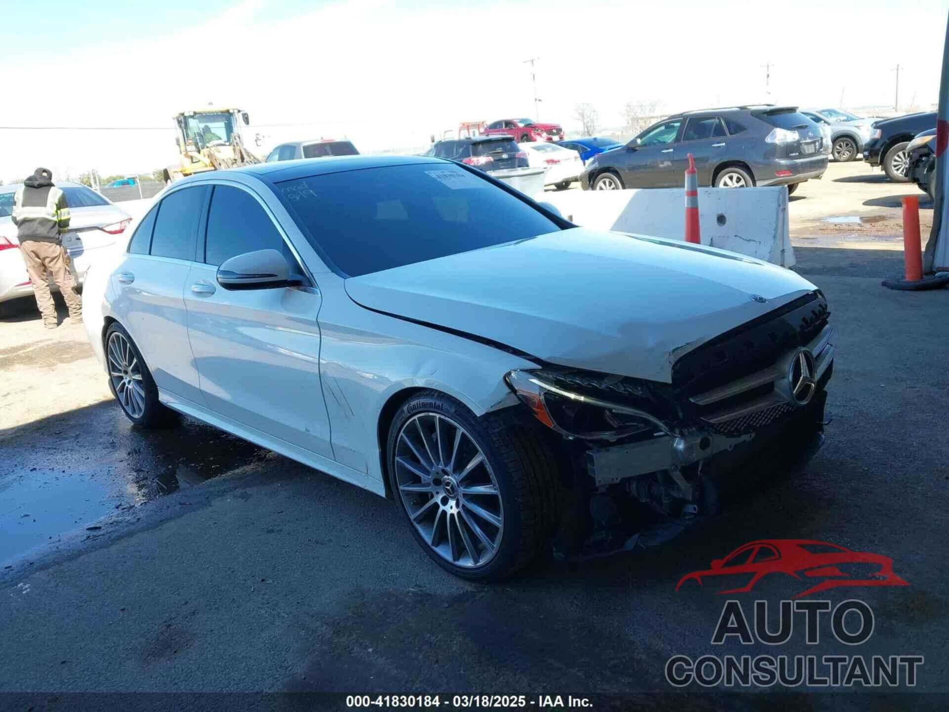 MERCEDES-BENZ C 300 2018 - 55SWF4JB4JU264078