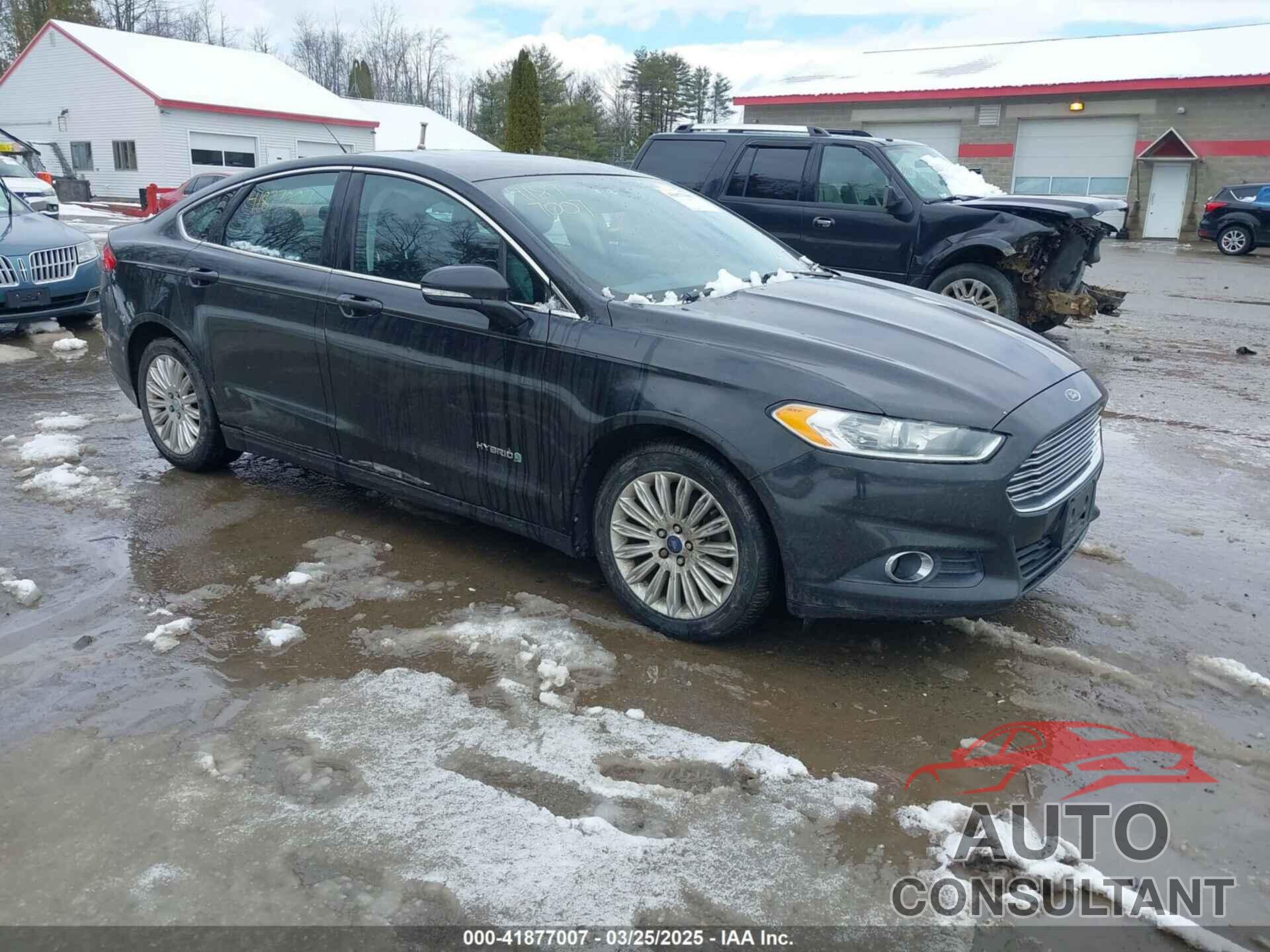 FORD FUSION HYBRID 2013 - 3FA6P0LU1DR196756