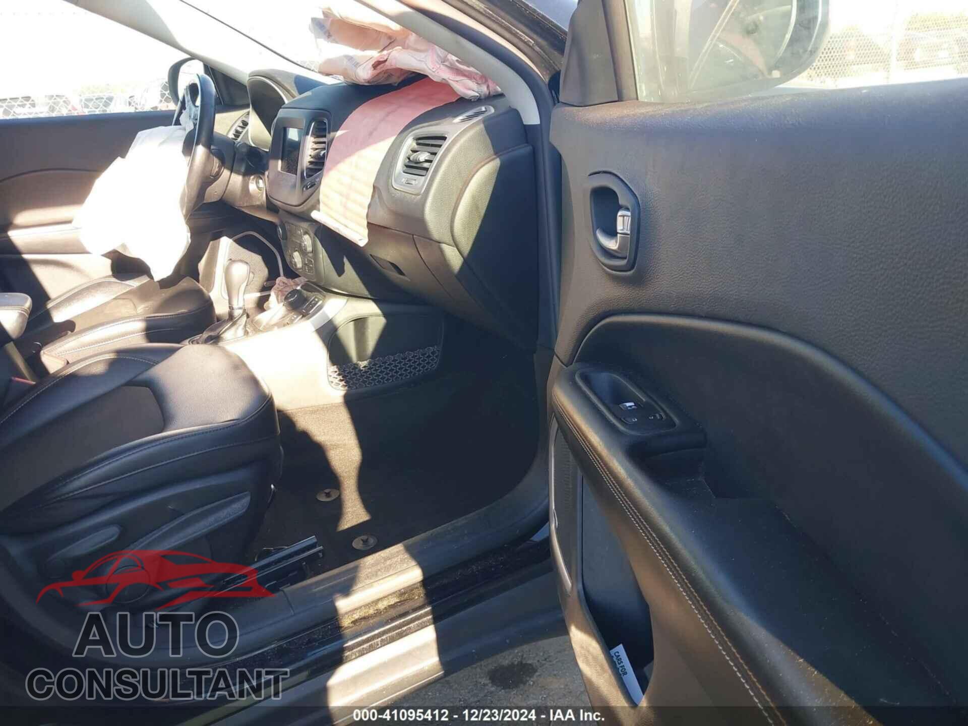 JEEP COMPASS 2021 - 3C4NJDBB9MT600890