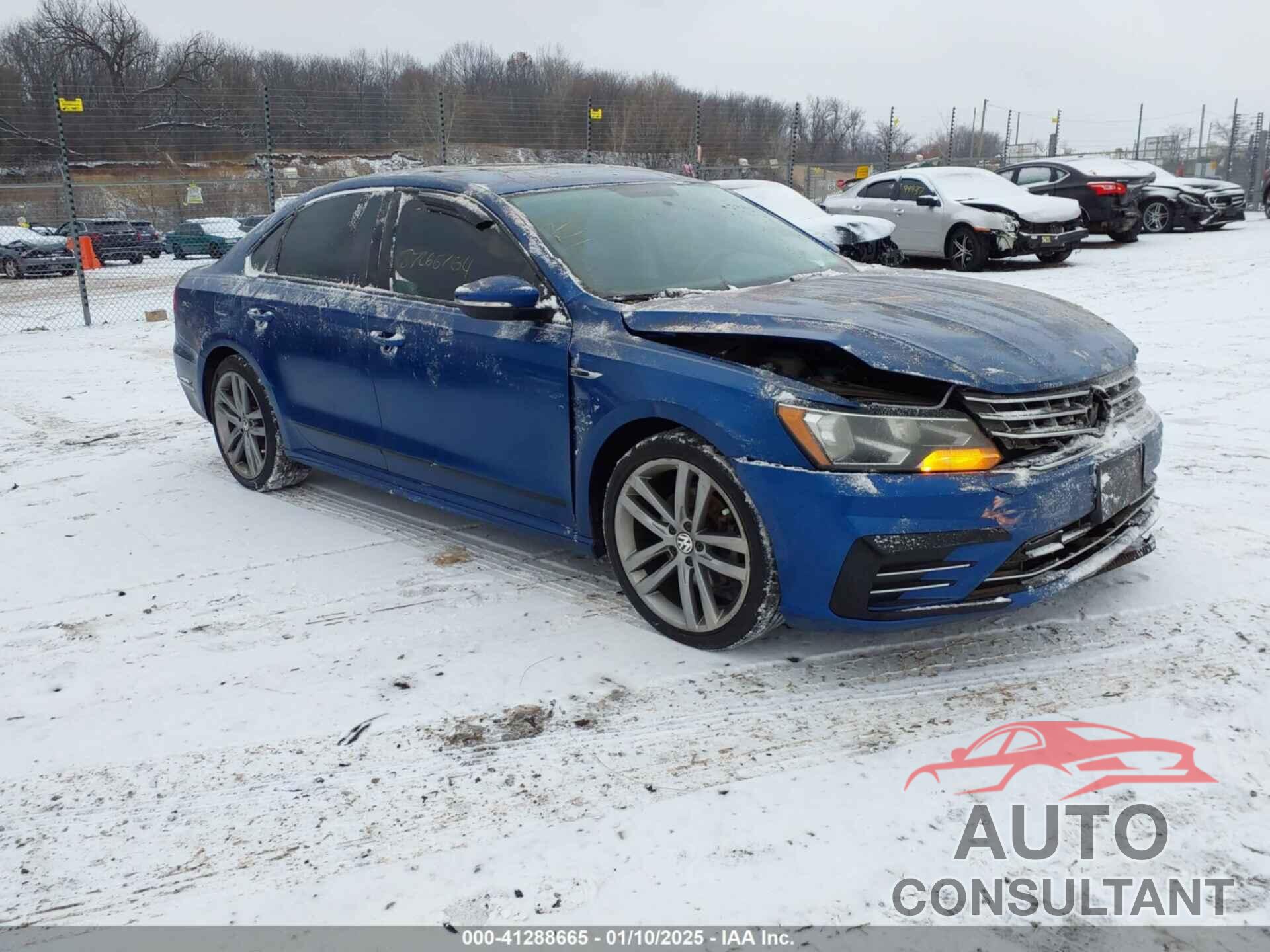 VOLKSWAGEN PASSAT 2017 - 1VWDT7A32HC007730