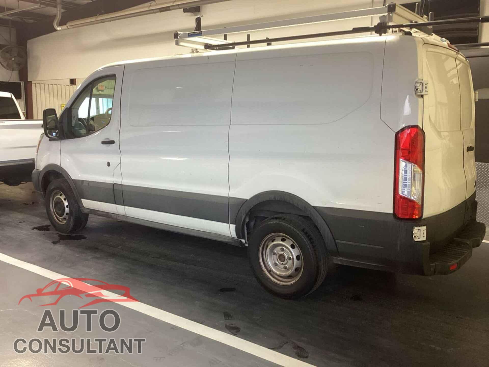 FORD TRANSIT 2016 - 1FTYR1YM4GKA76941