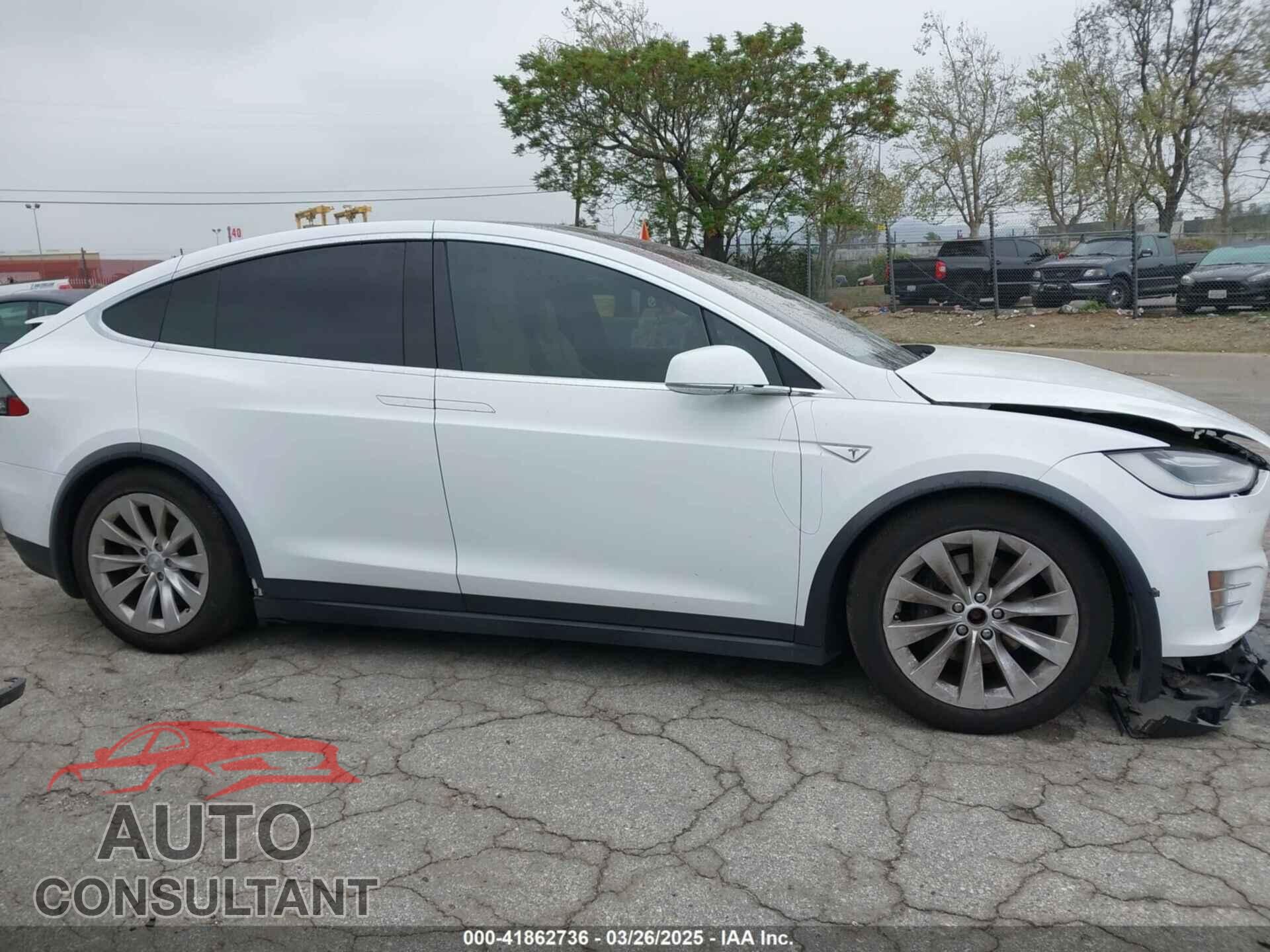 TESLA MODEL X 2016 - 5YJXCBE2XGF013295