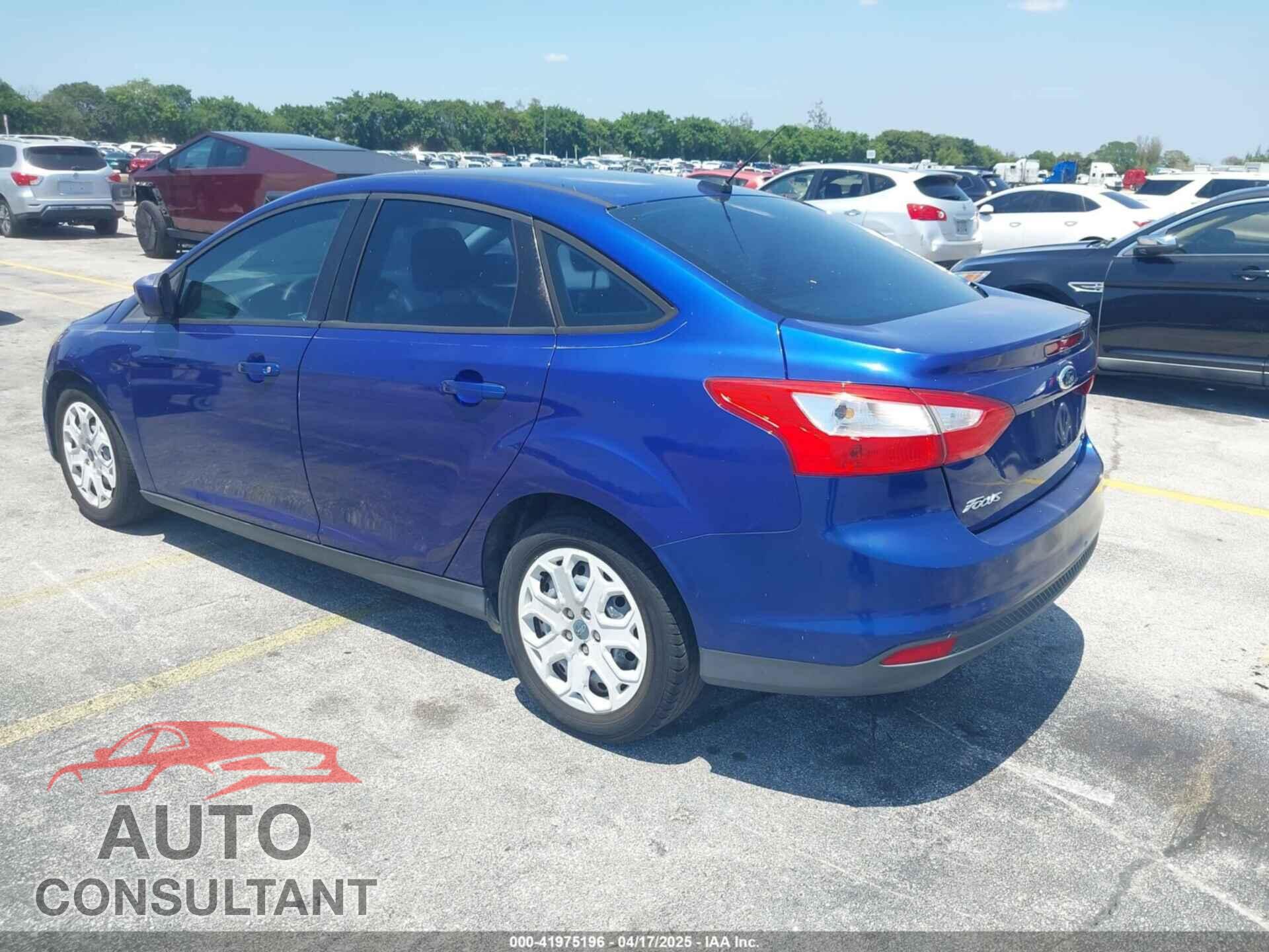 FORD FOCUS 2012 - 1FAHP3F26CL311725