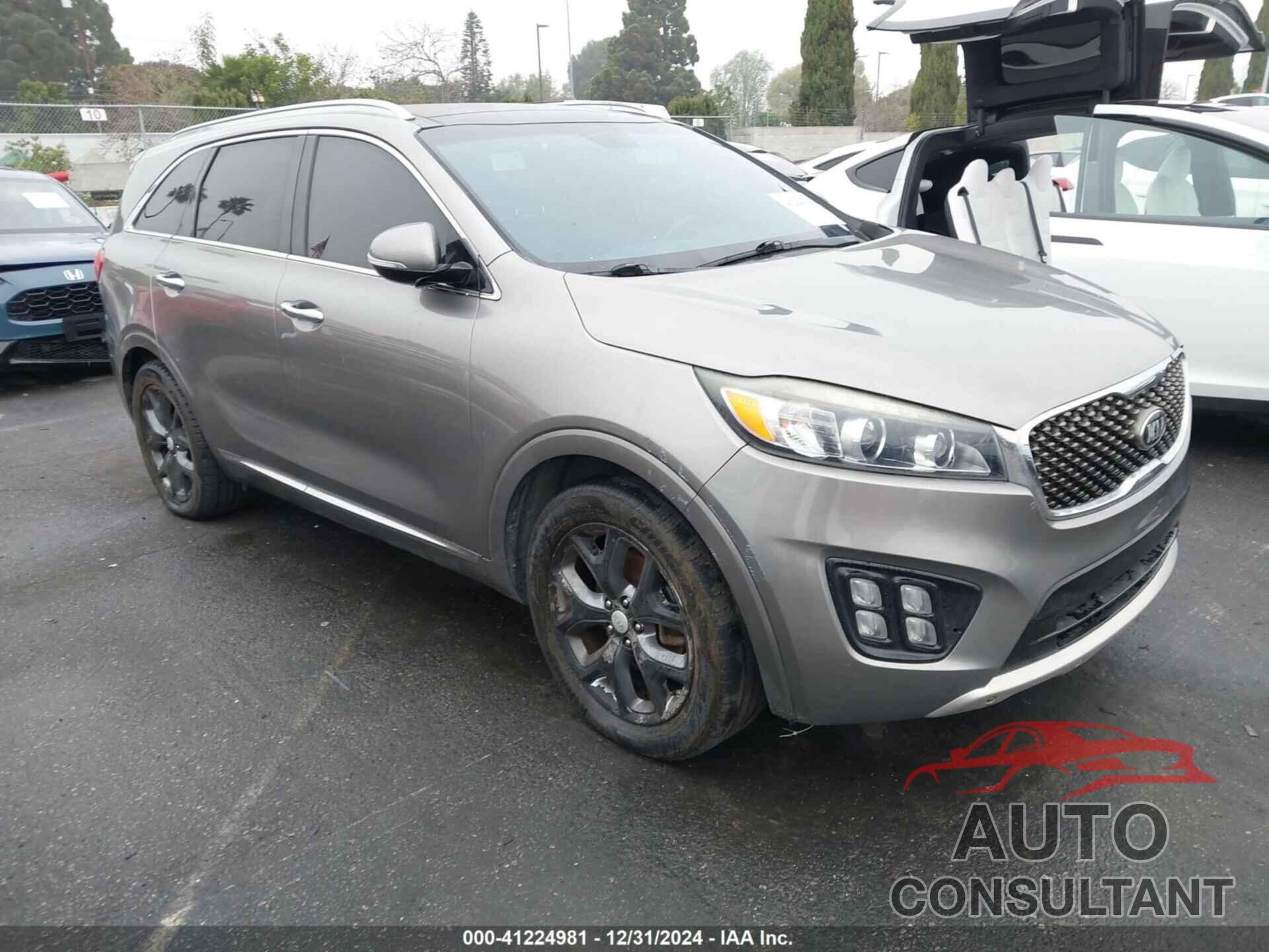 KIA SORENTO 2016 - 5XYPK4A57GG071226