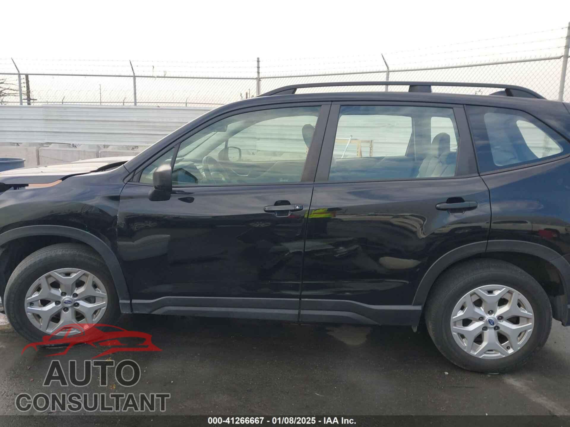 SUBARU FORESTER 2019 - JF2SKACC3KH493242