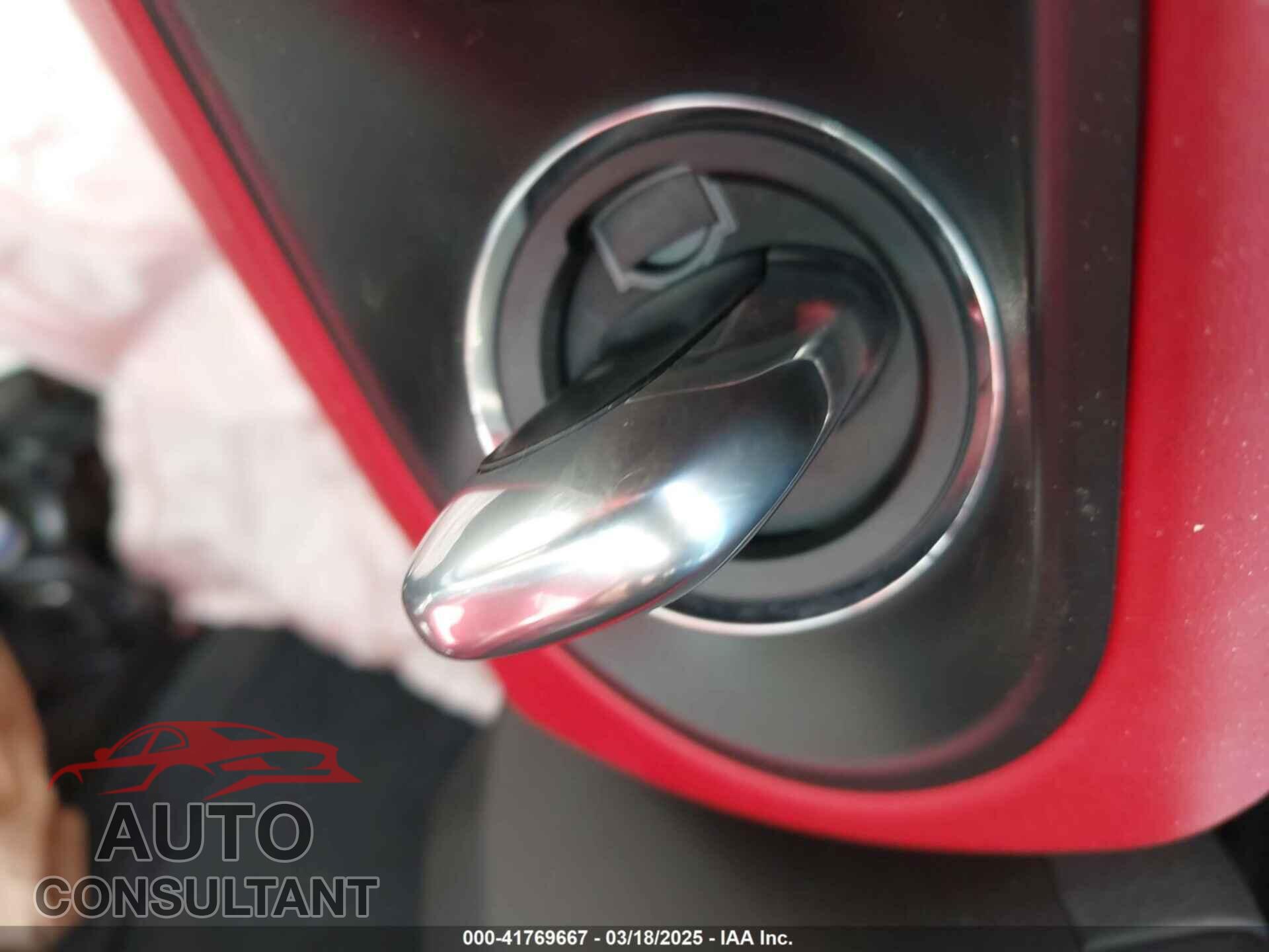 PORSCHE MACAN 2018 - WP1AF2A59JLB71191