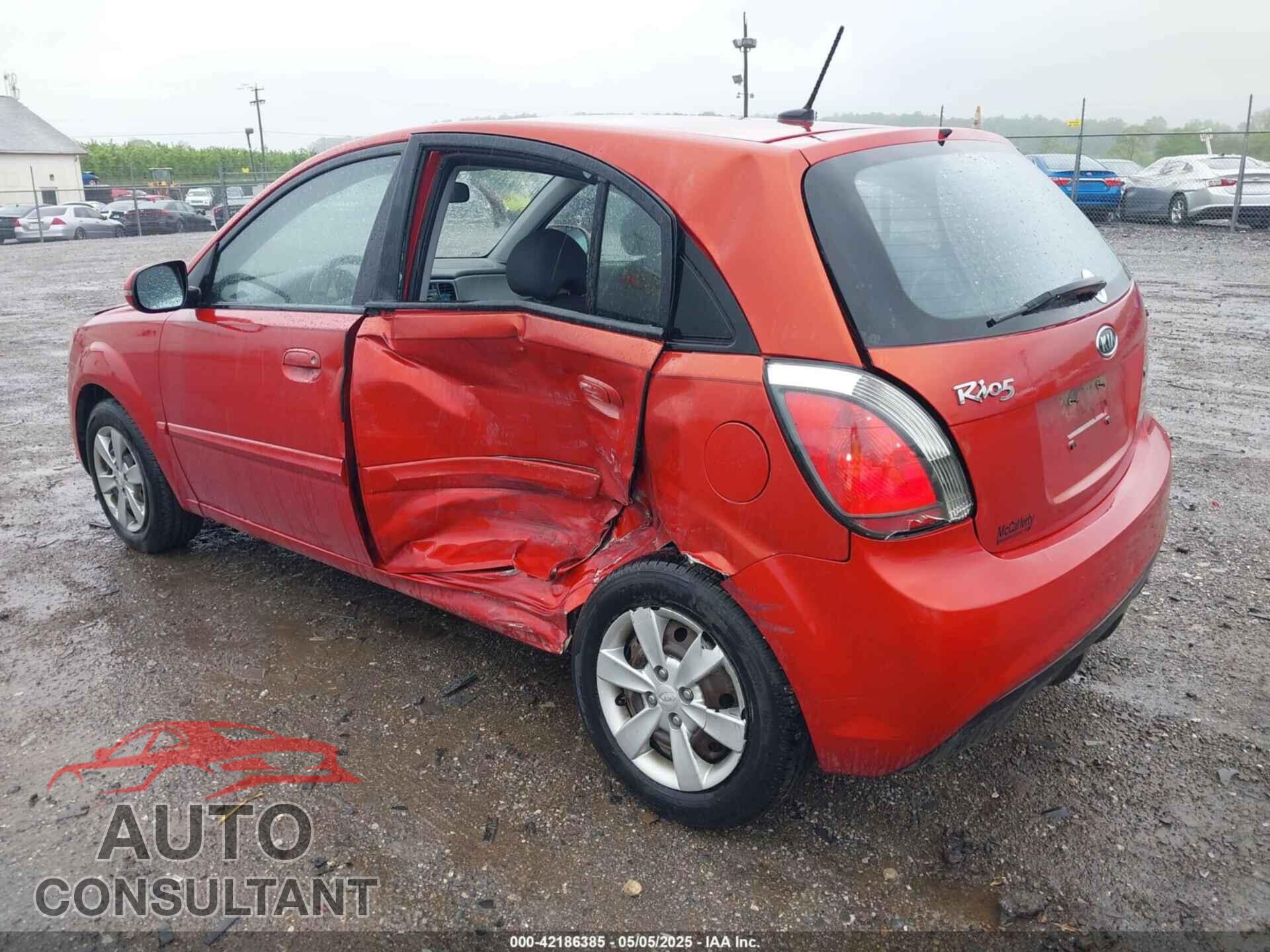 KIA RIO5 2011 - KNADH5A32B6768298
