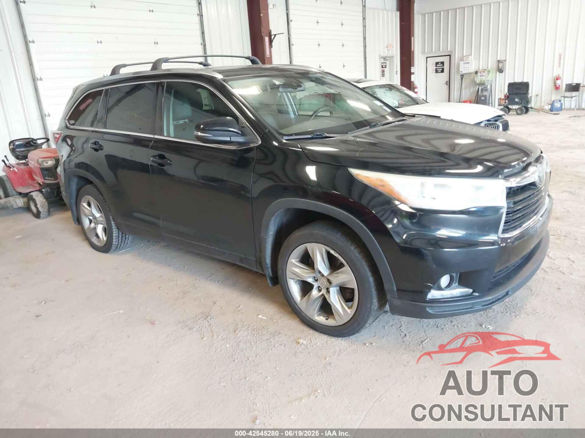 TOYOTA HIGHLANDER 2015 - 5TDDKRFH8FS108949