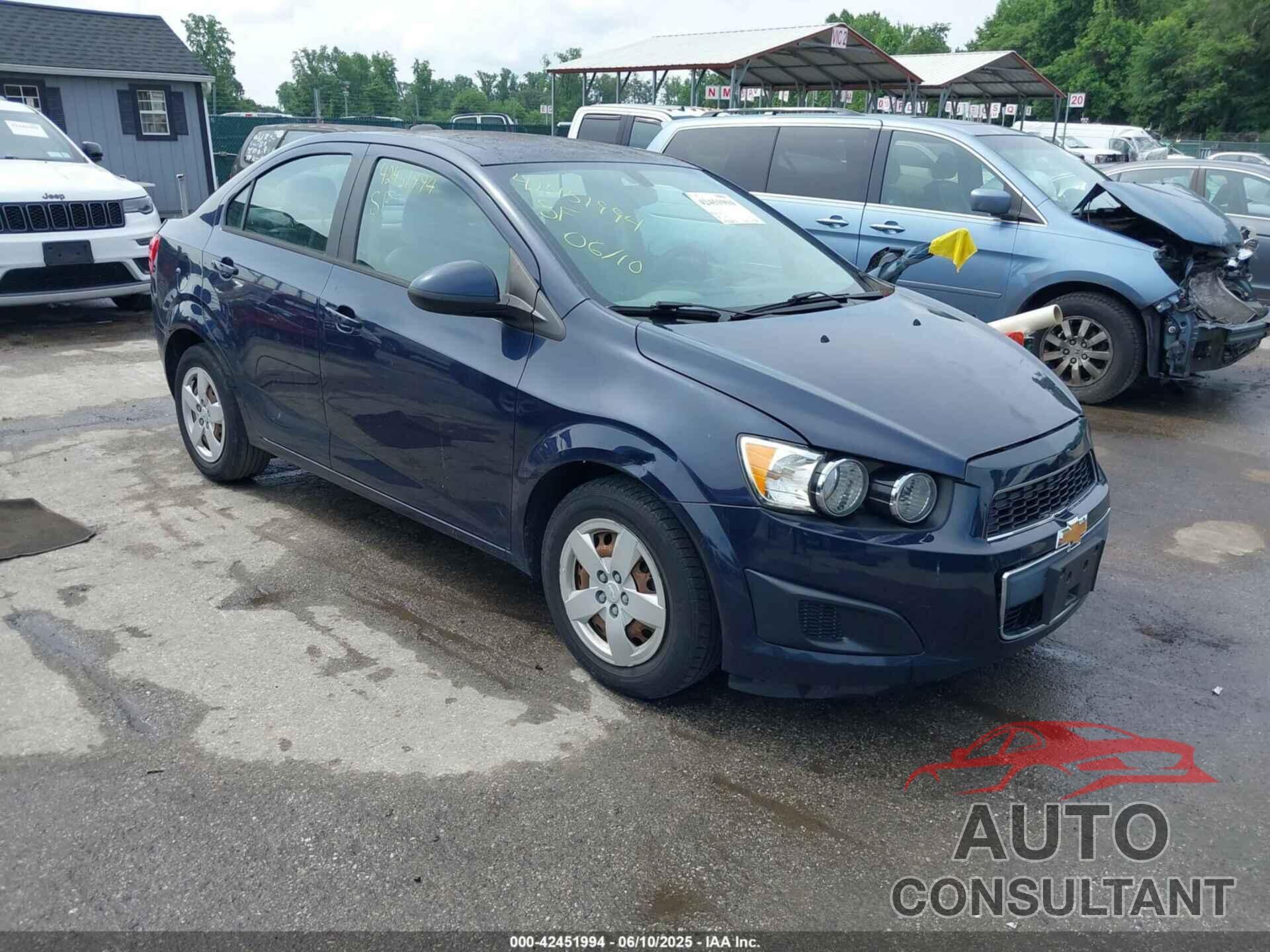 CHEVROLET SONIC 2016 - 1G1JA5SG4G4105841