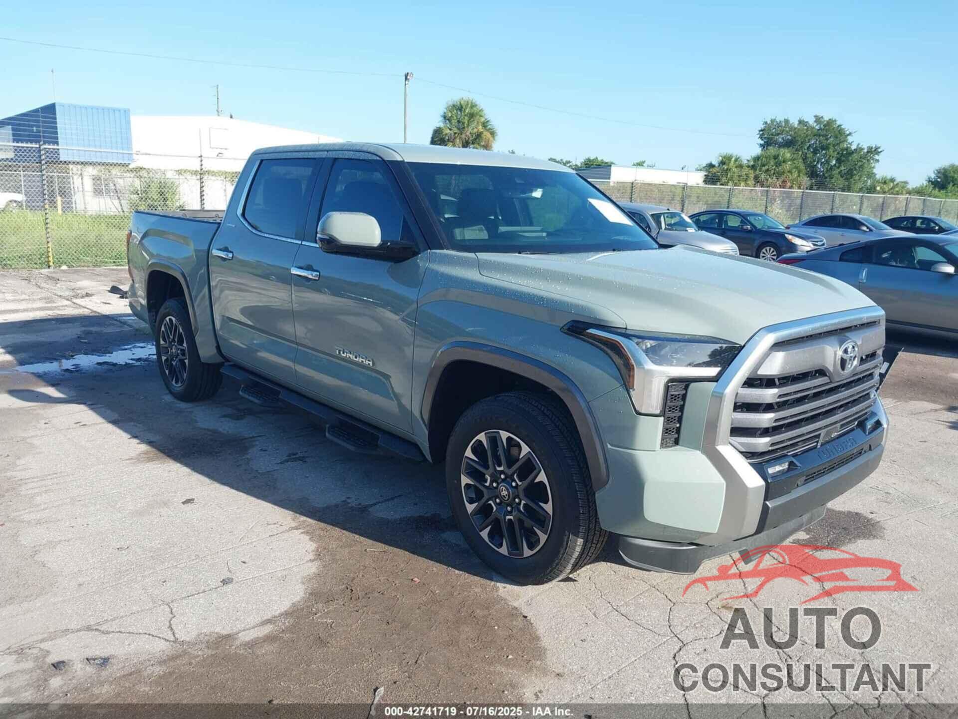 TOYOTA TUNDRA 2025 - 5TFJA5DB3SX323804