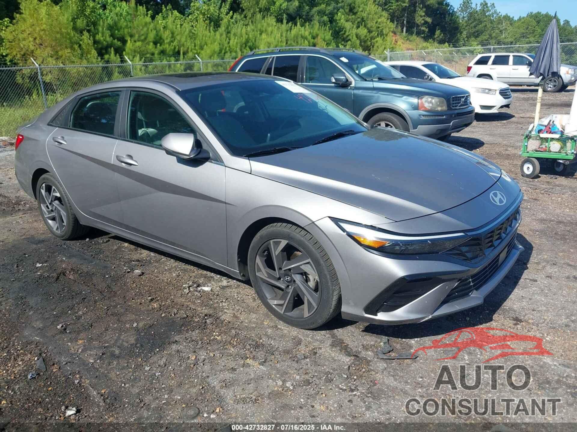 HYUNDAI ELANTRA 2024 - KMHLP4DG7RU840382