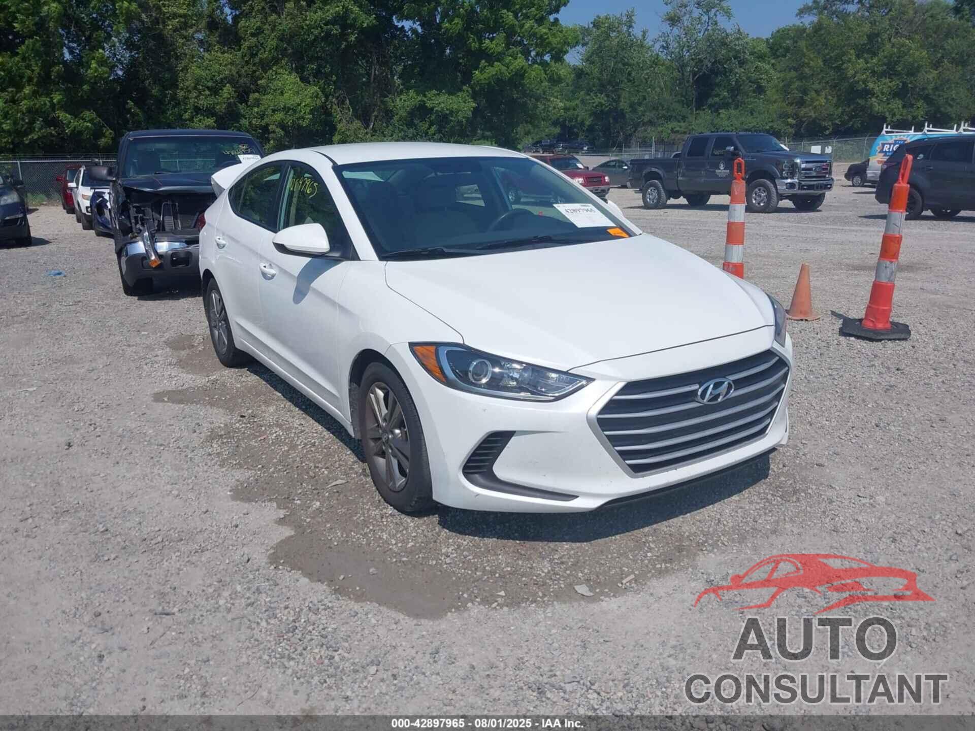 HYUNDAI ELANTRA 2018 - 5NPD84LF8JH382526