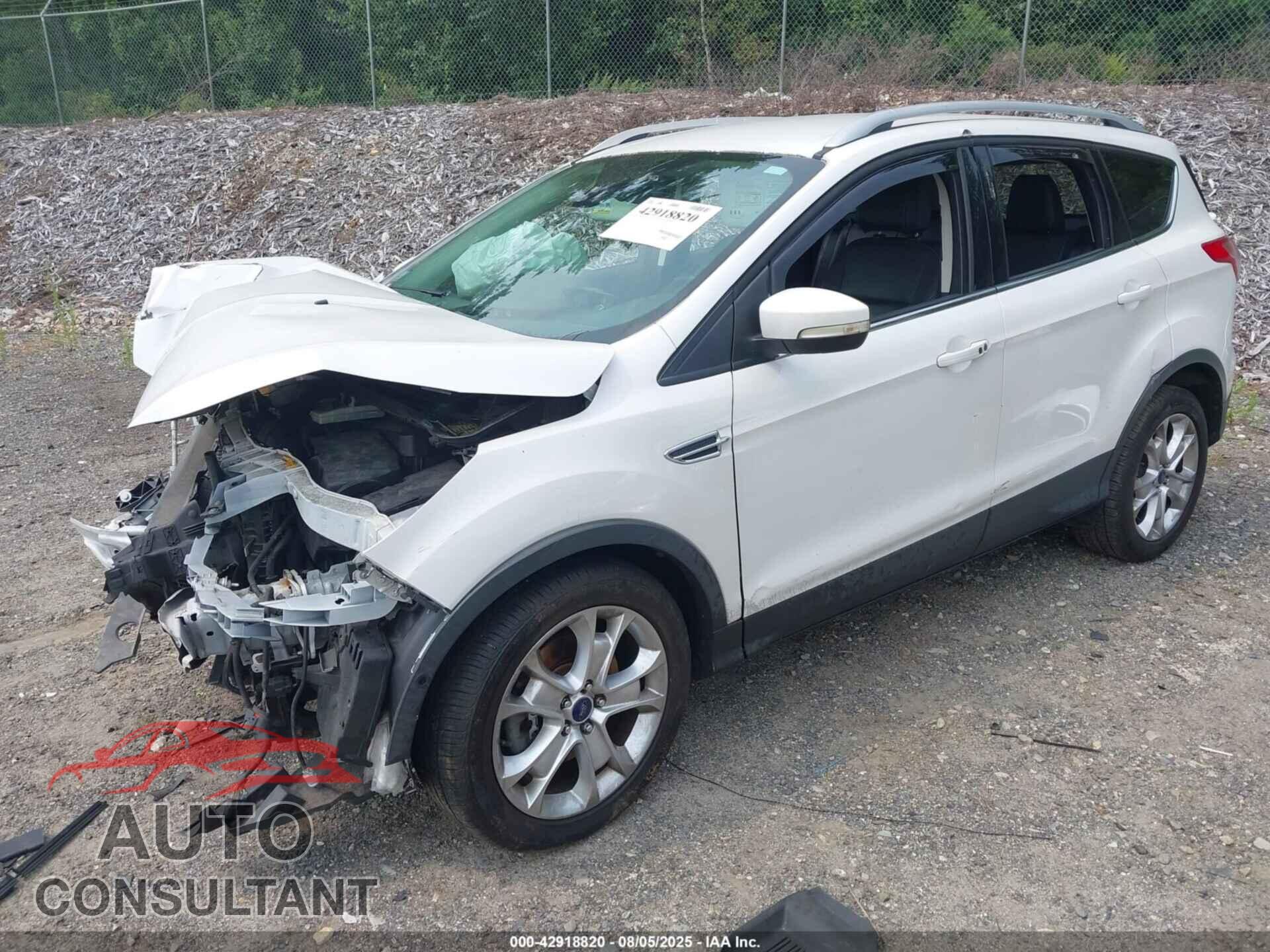 FORD ESCAPE 2016 - 1FMCU9JX0GUB42381
