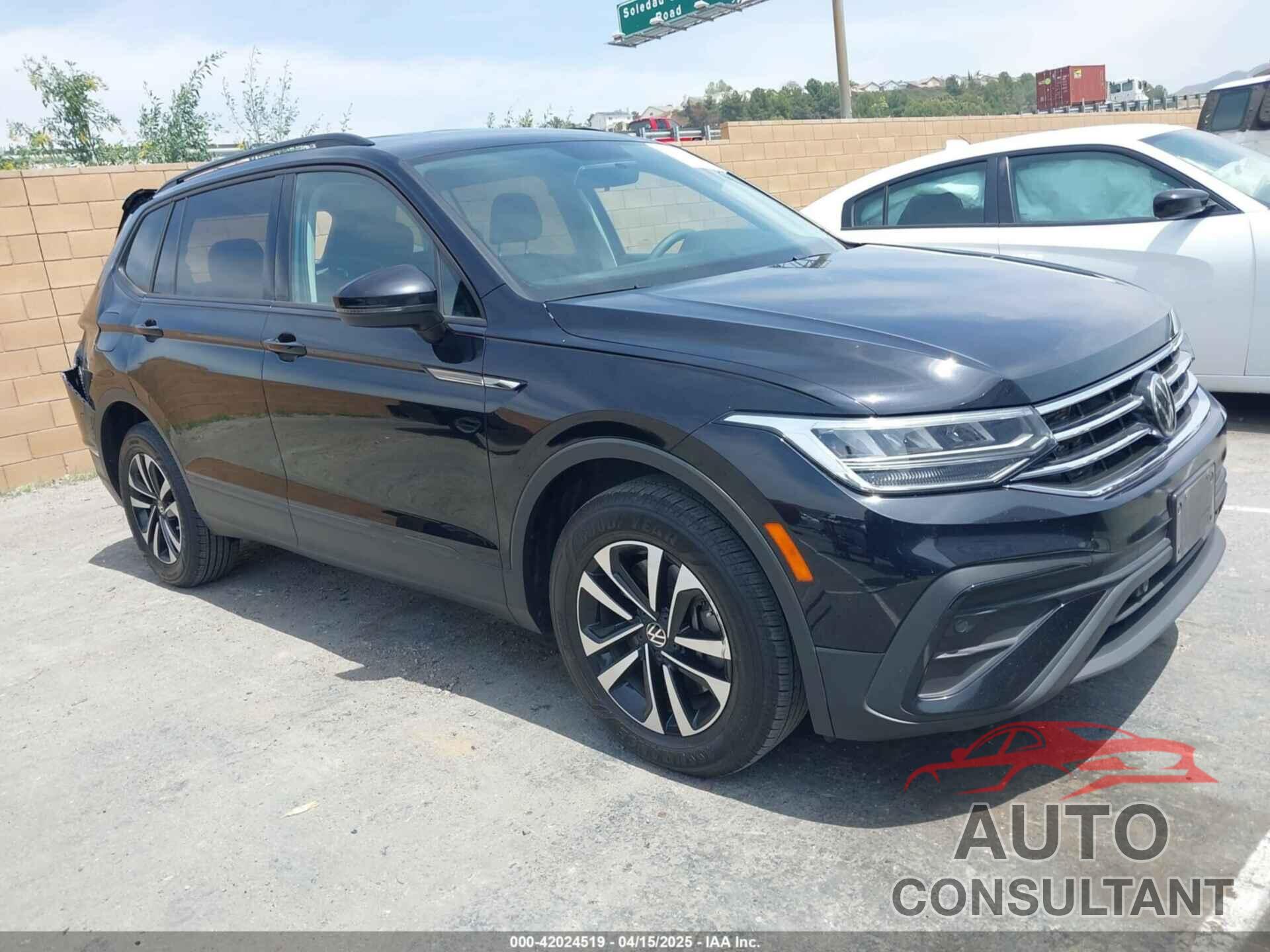 VOLKSWAGEN TIGUAN 2022 - 3VV1B7AX5NM056766