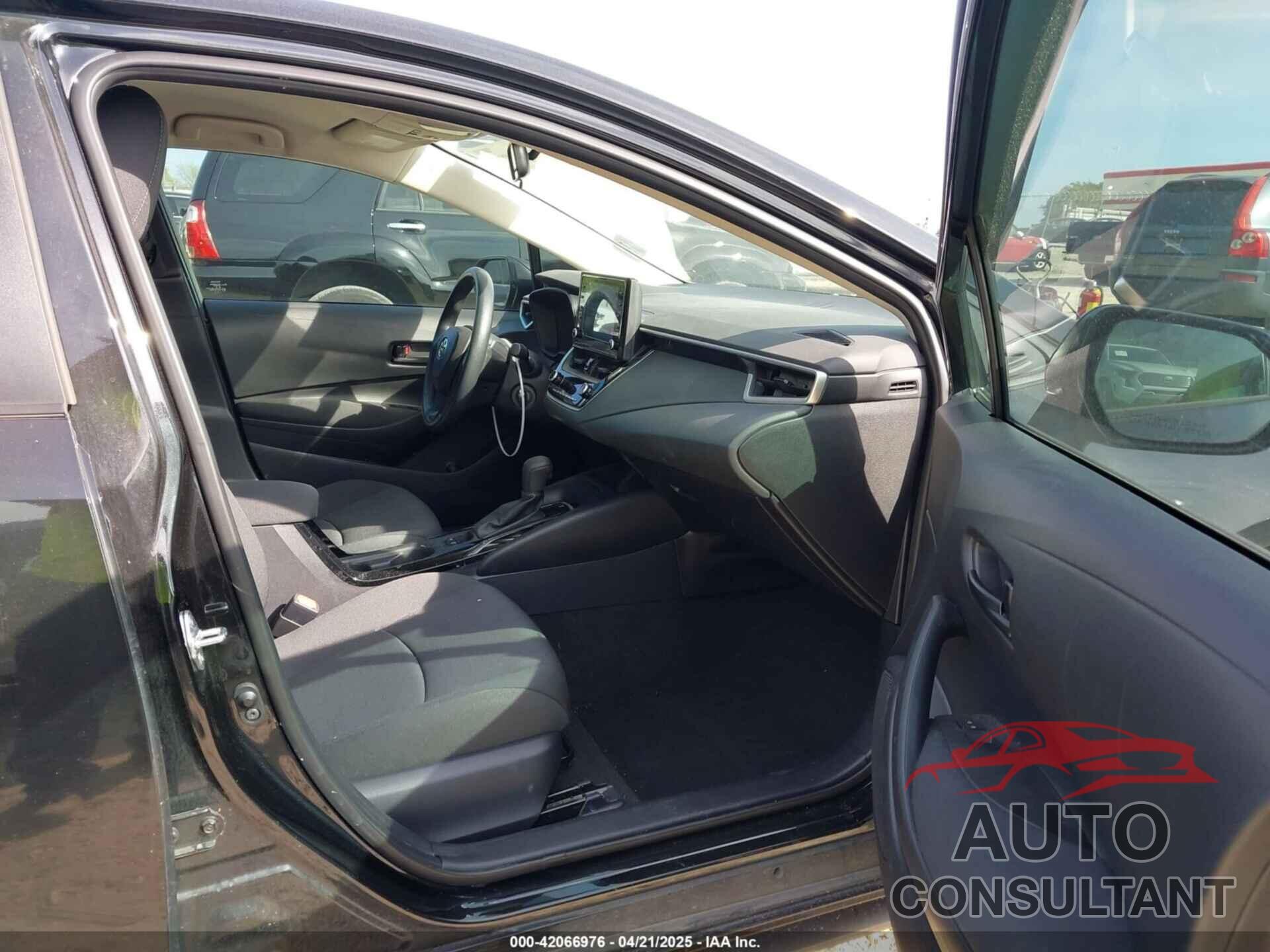 TOYOTA COROLLA 2022 - 5YFEPMAE5NP362745
