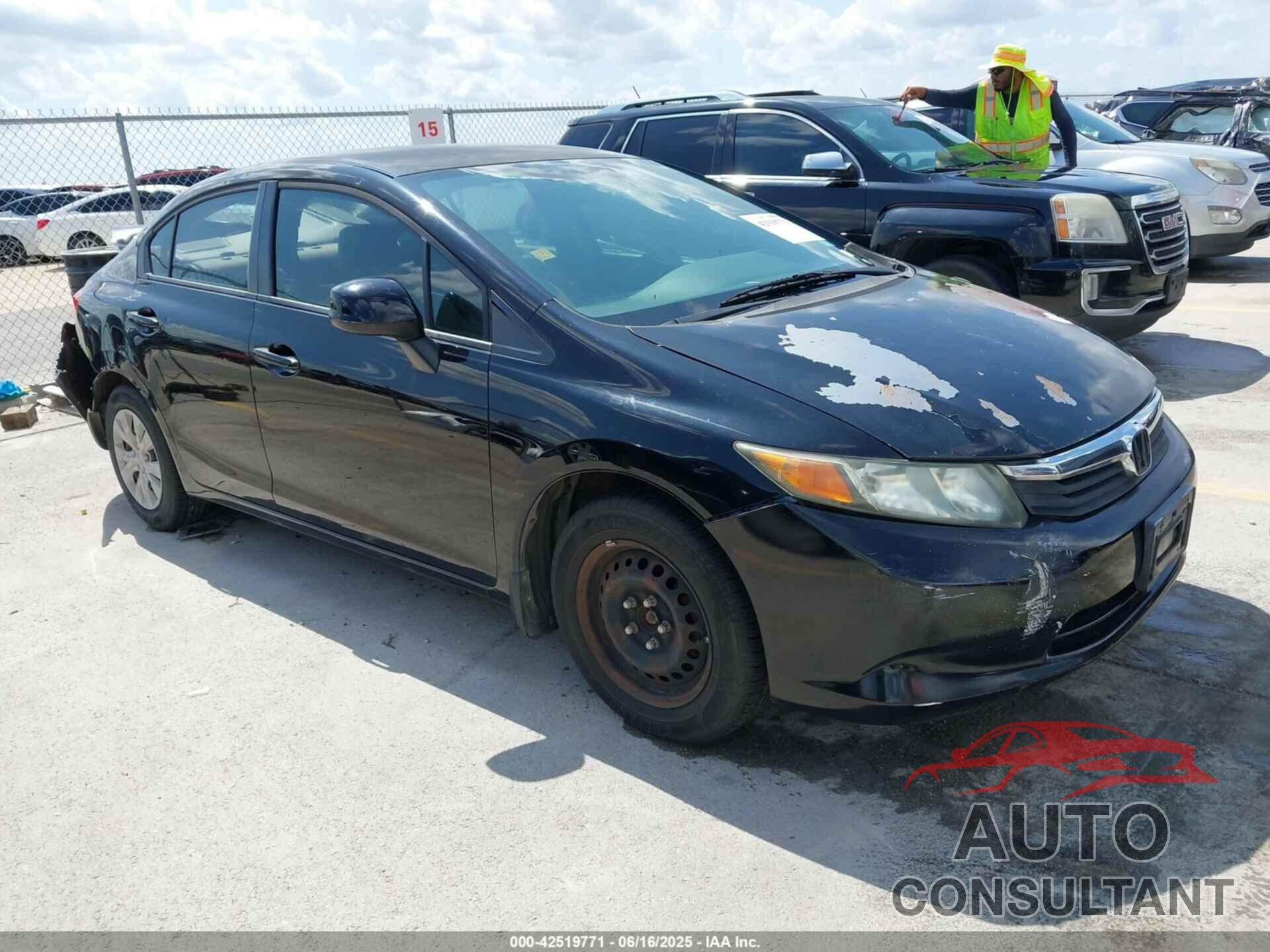 HONDA CIVIC 2012 - 2HGFB2F50CH331858
