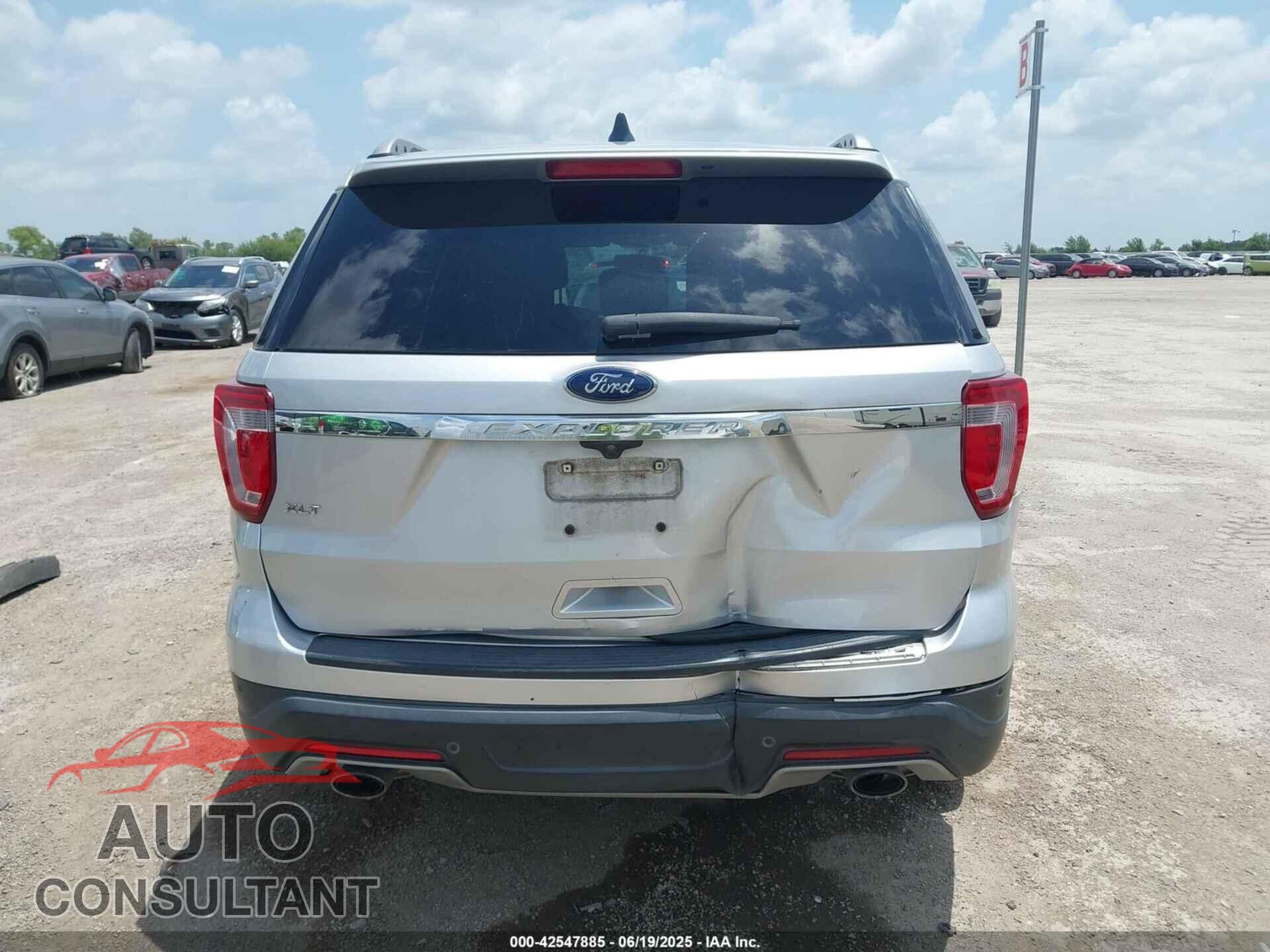 FORD EXPLORER 2018 - 1FM5K7D82JGB77615