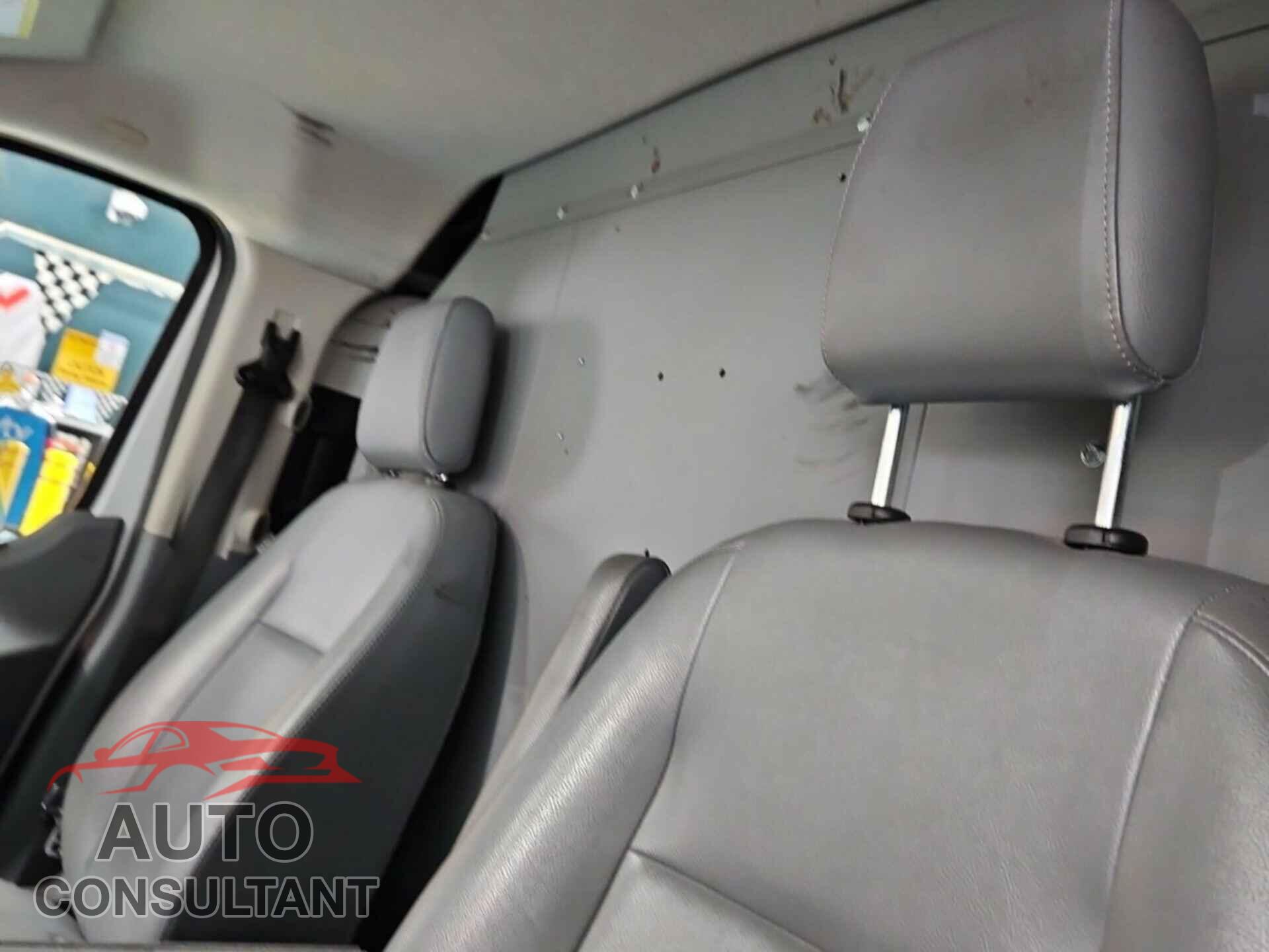 FORD TRANSIT 2017 - 1FTYR1YM9HKB36424